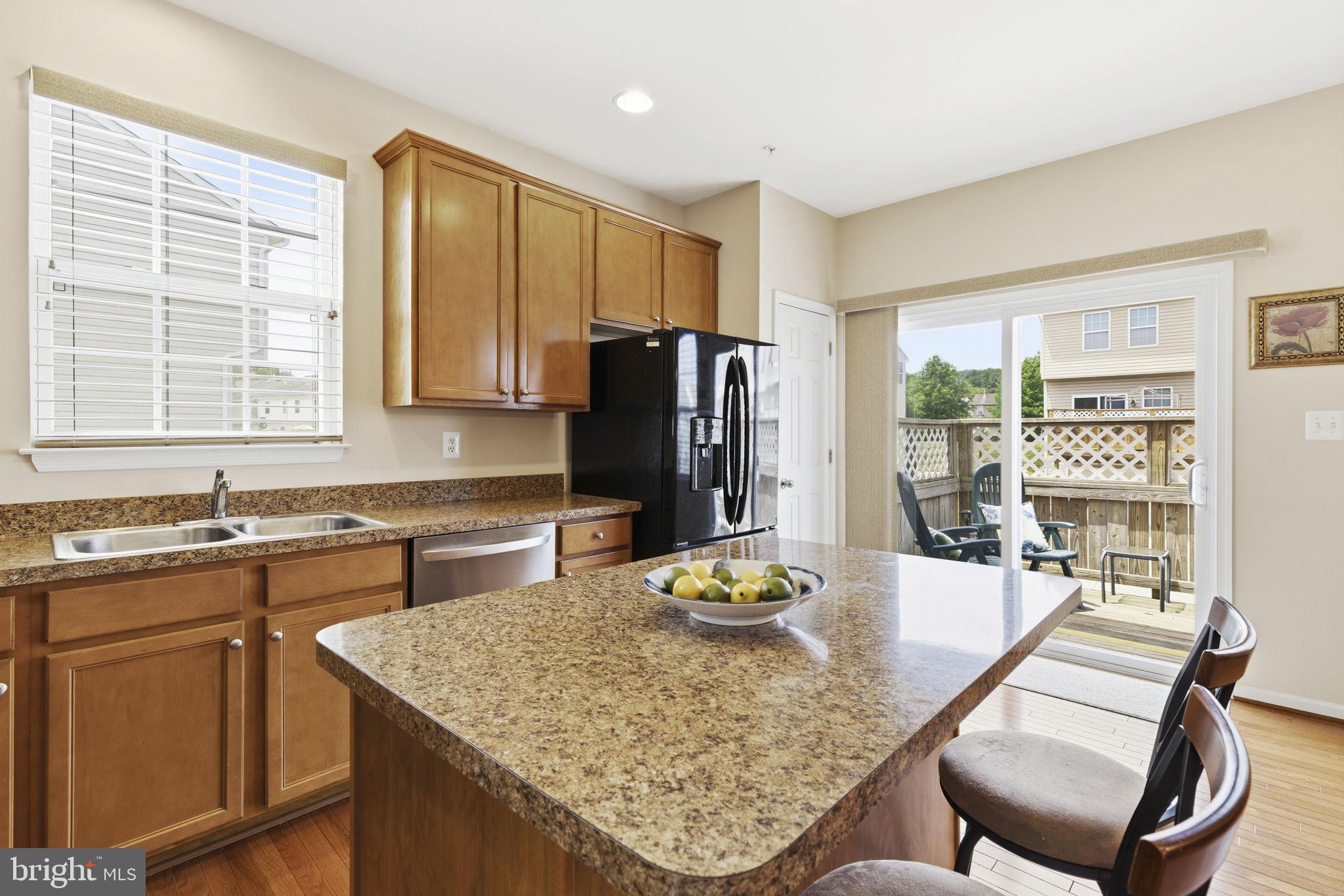 HOLLY WOODS - Residential