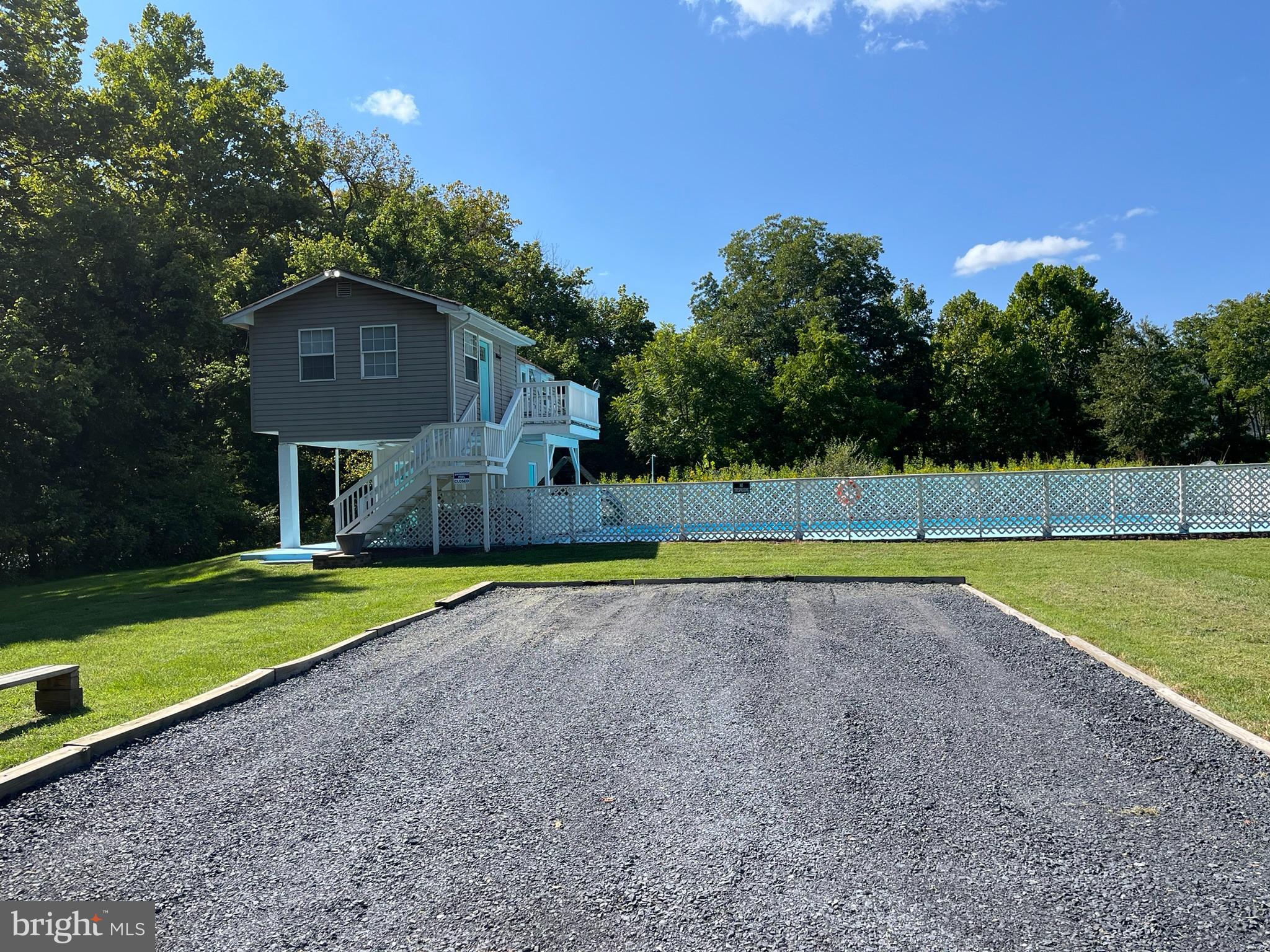 PAGE VALLEY RD - Residential