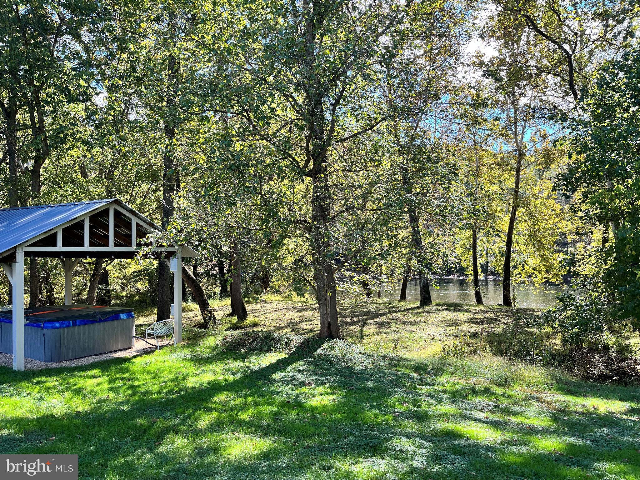 PAGE VALLEY RD - Residential