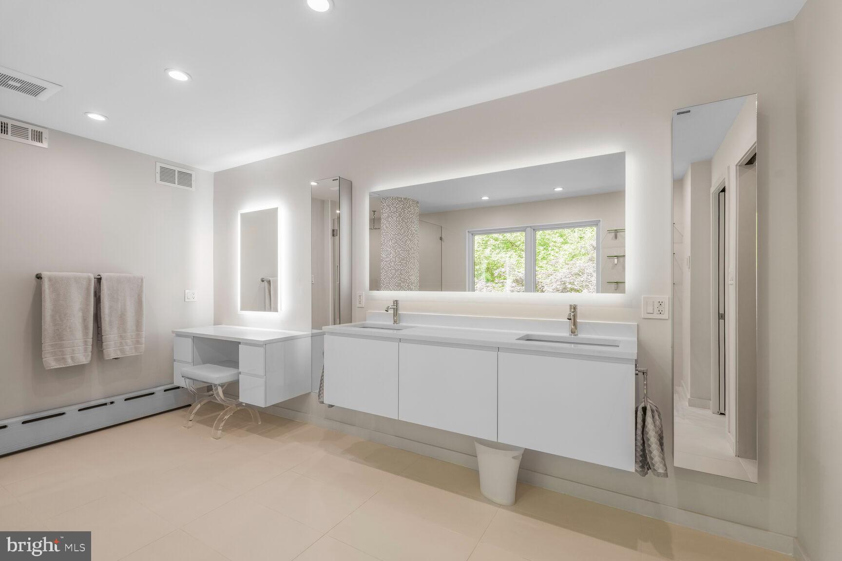 BURNING TREE ESTATES - Residential