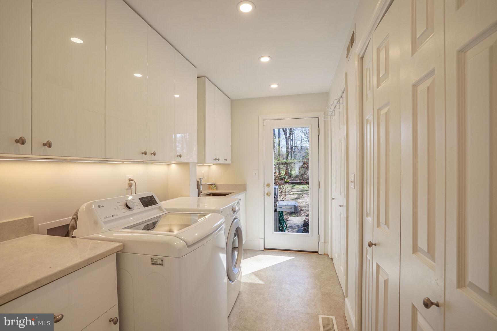 BURNING TREE ESTATES - Residential
