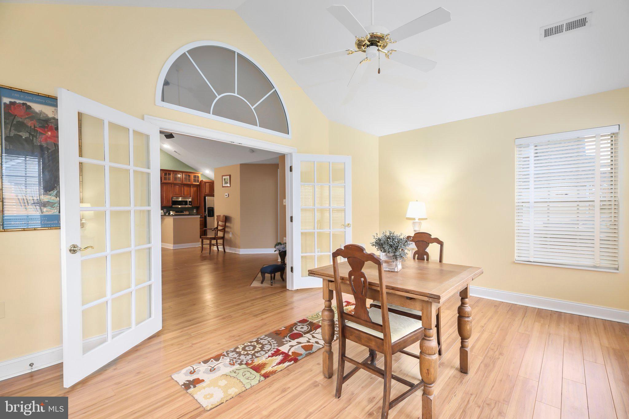 REGENCY PARK VILLAS - Residential