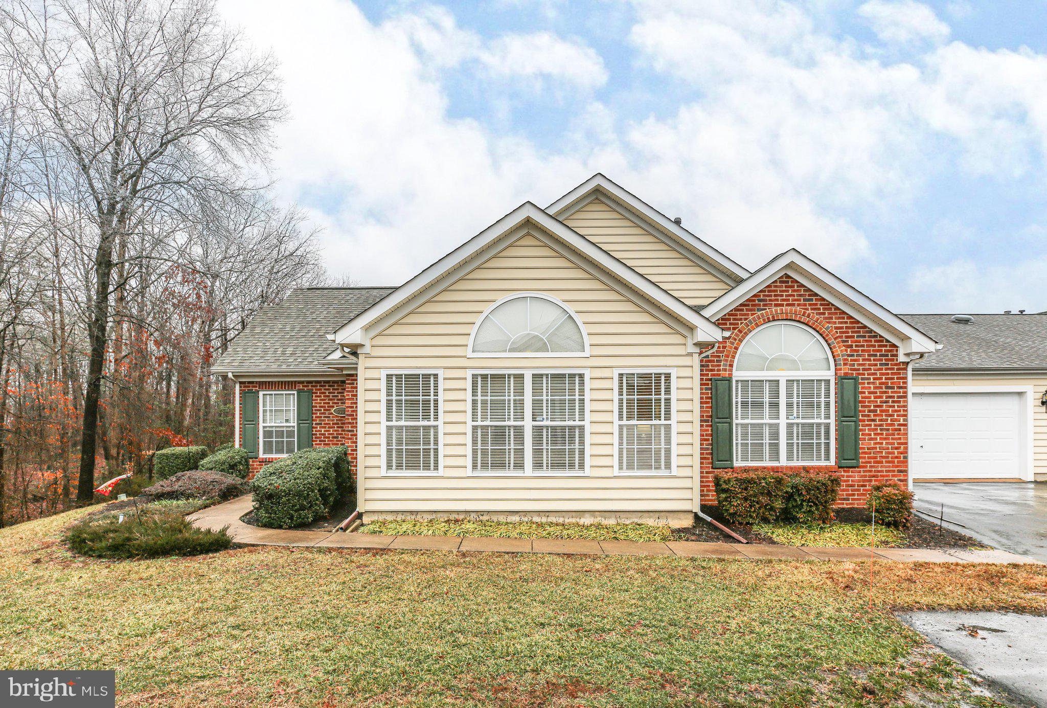 REGENCY PARK VILLAS - Residential