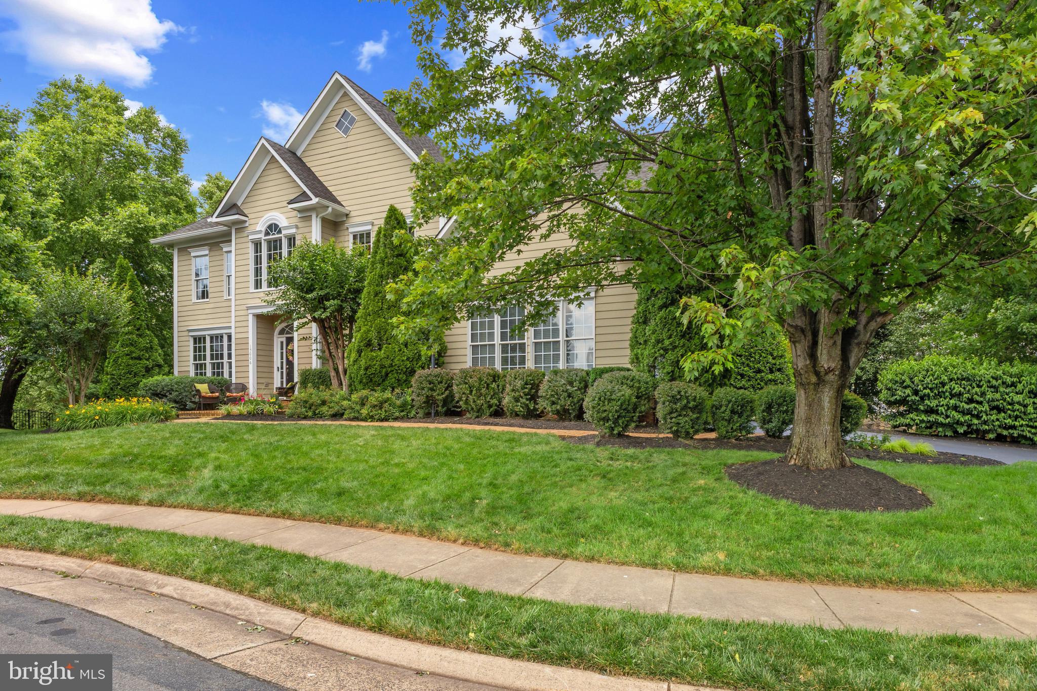 LAKE MANASSAS - Residential