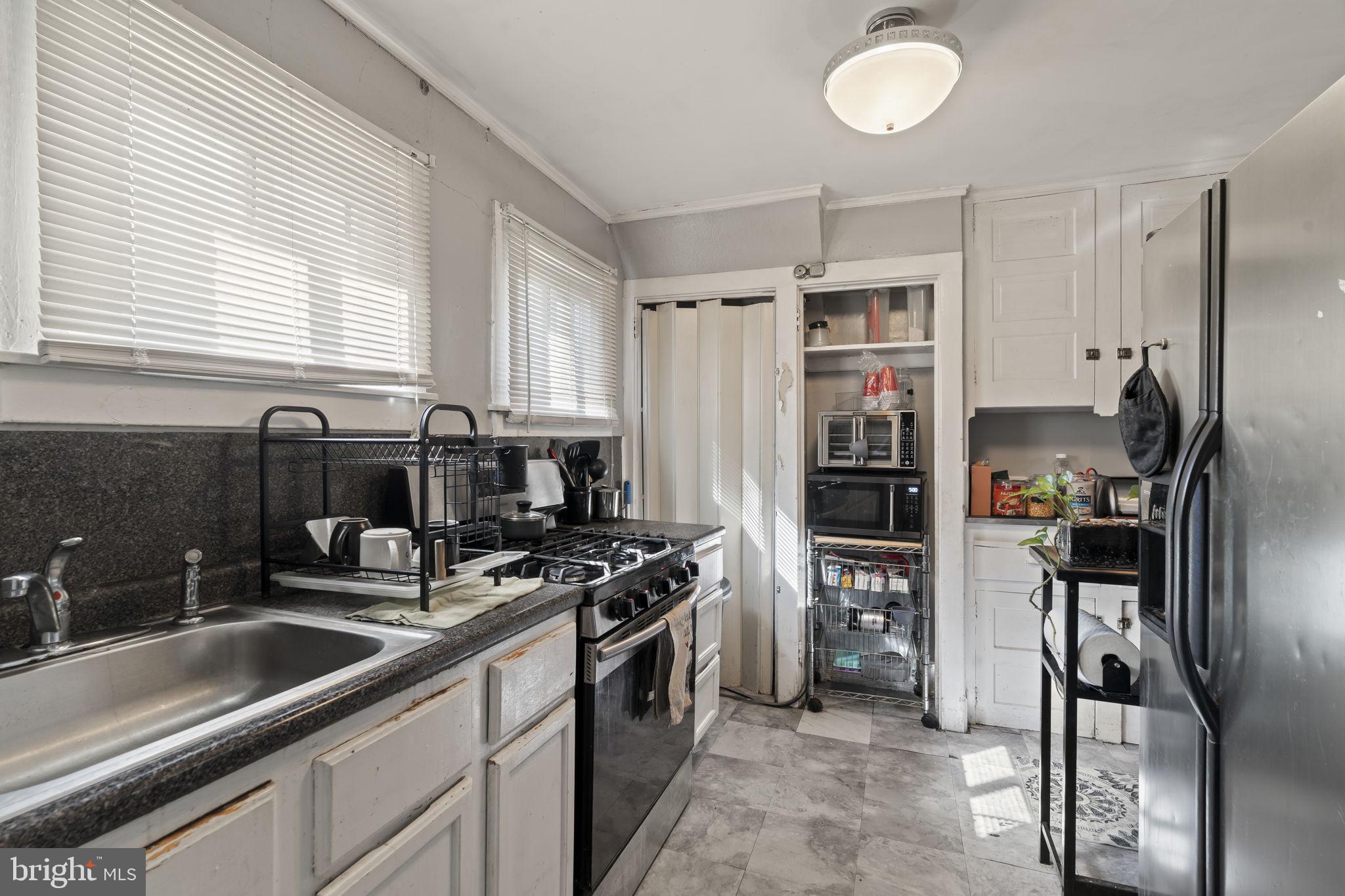 YEADON - Residential