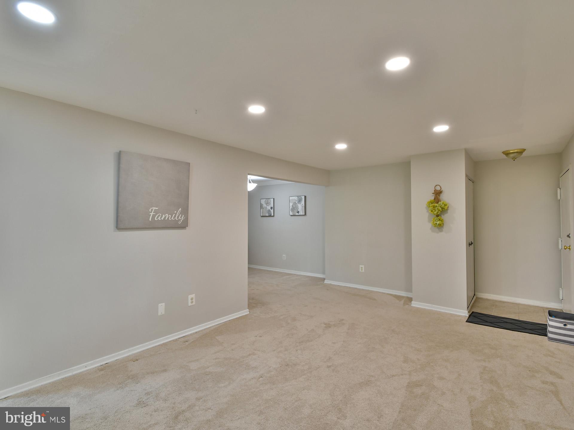VILLAGE OF LONG REACH - Residential