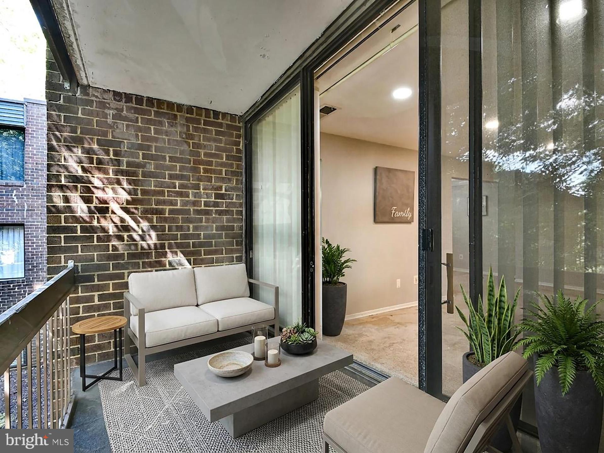 VILLAGE OF LONG REACH - Residential