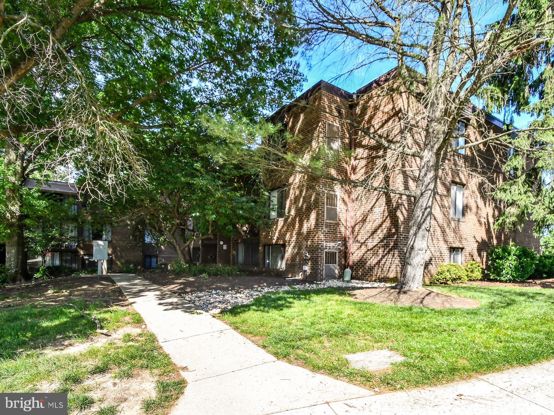 VILLAGE OF LONG REACH - Residential