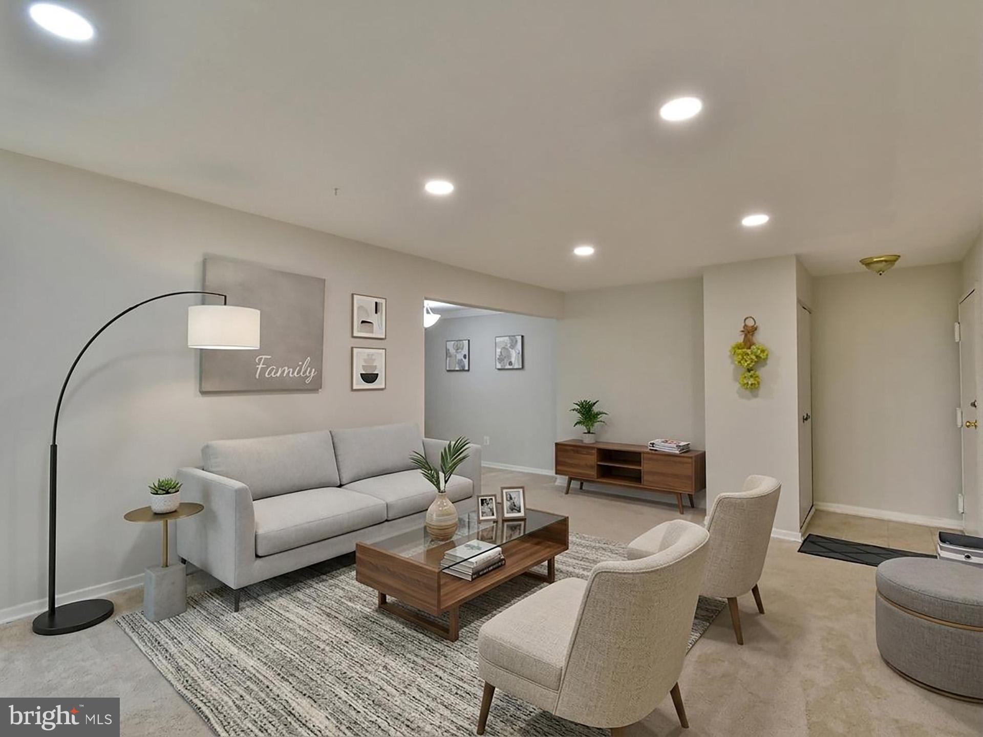 VILLAGE OF LONG REACH - Residential