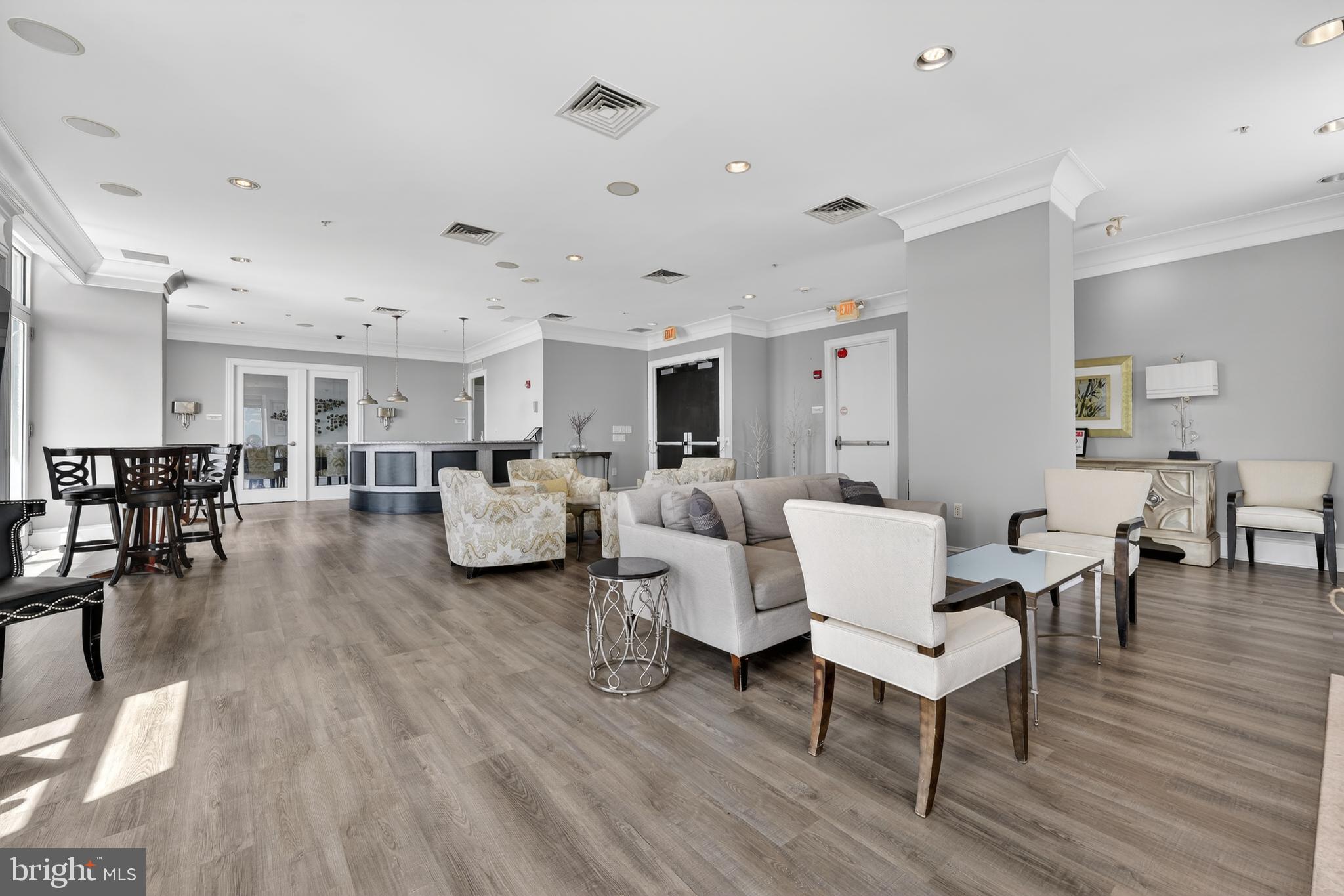 CONTINENTAL - Residential