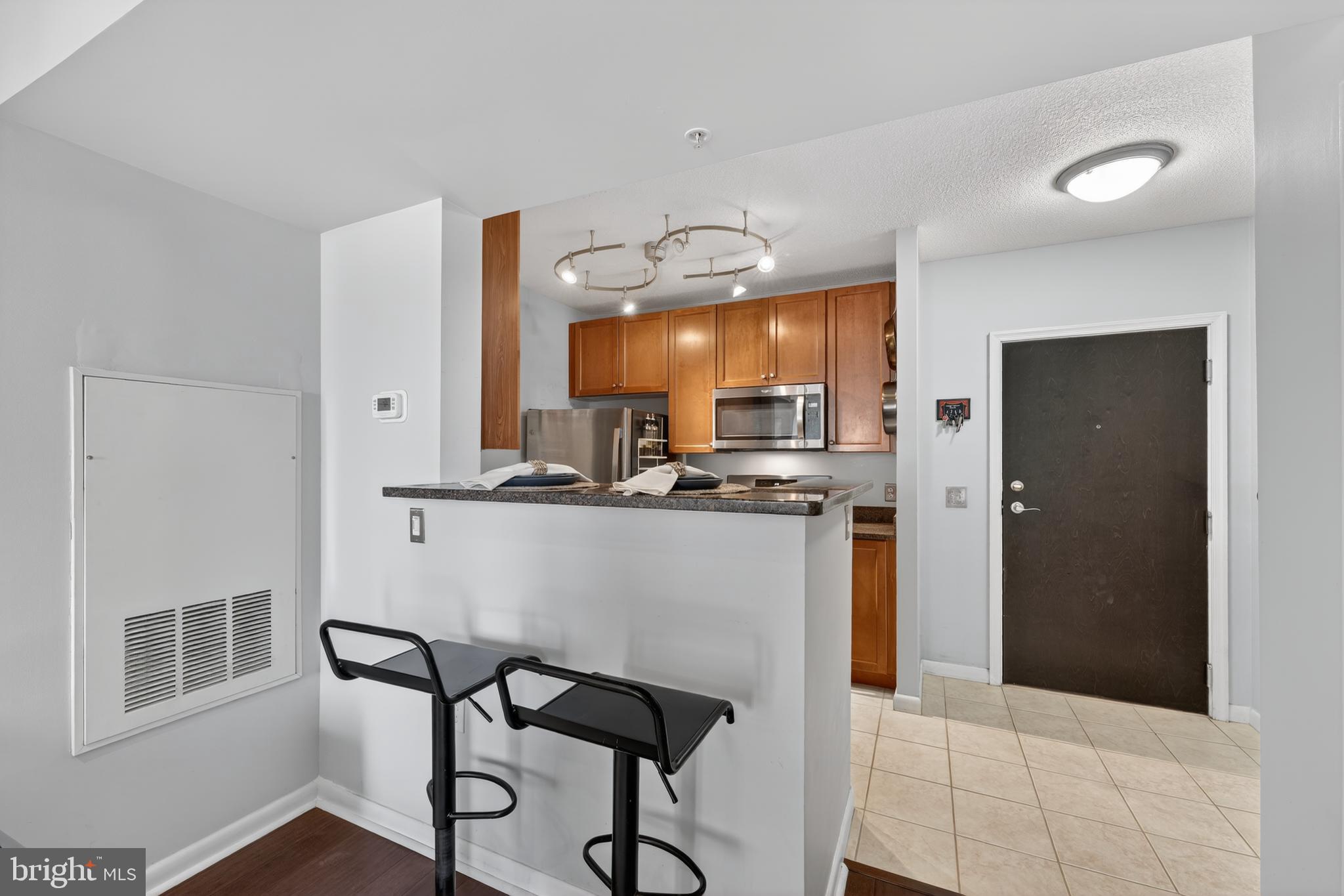 CONTINENTAL - Residential