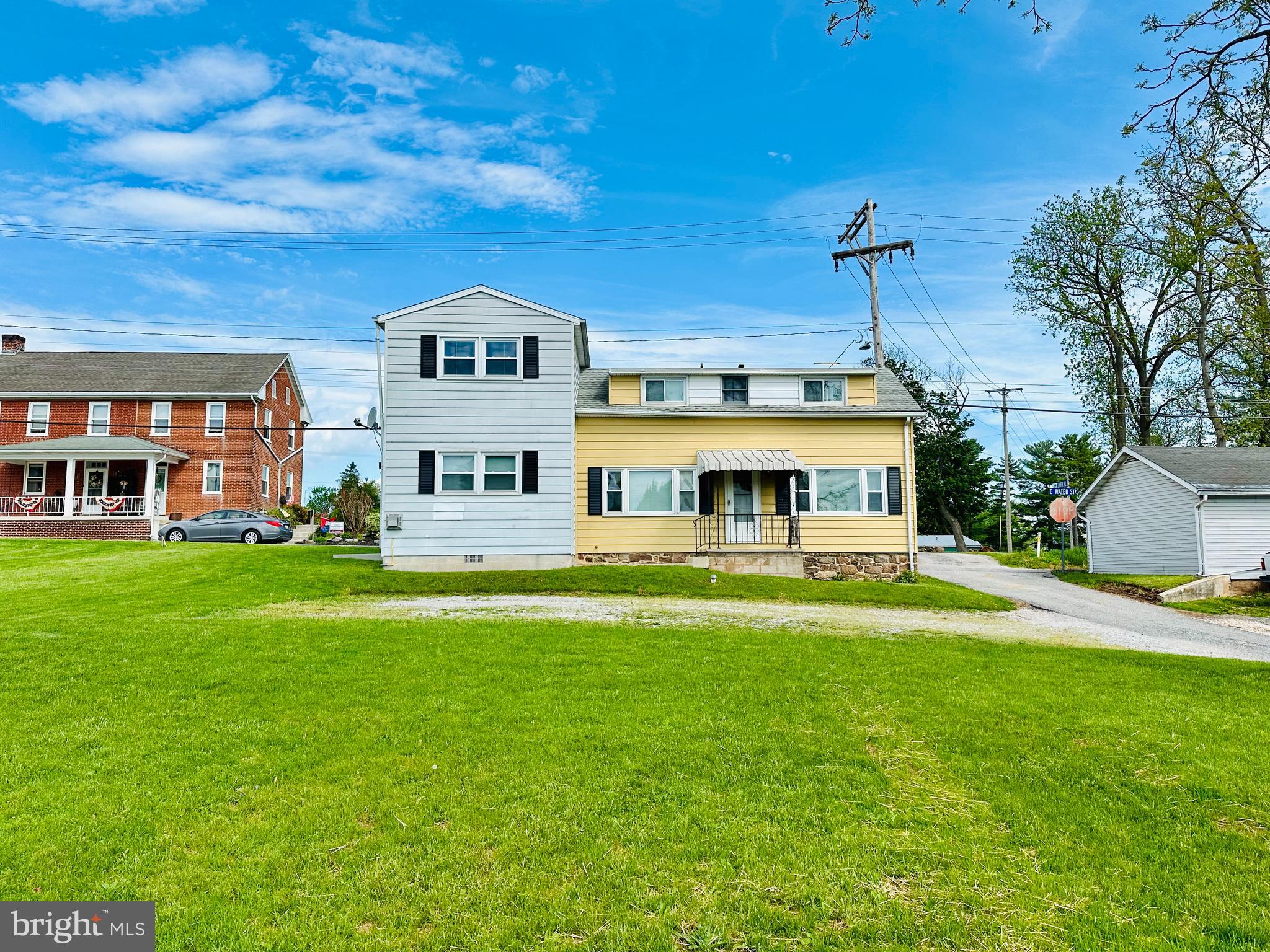 ABBOTTSTOWN - Residential