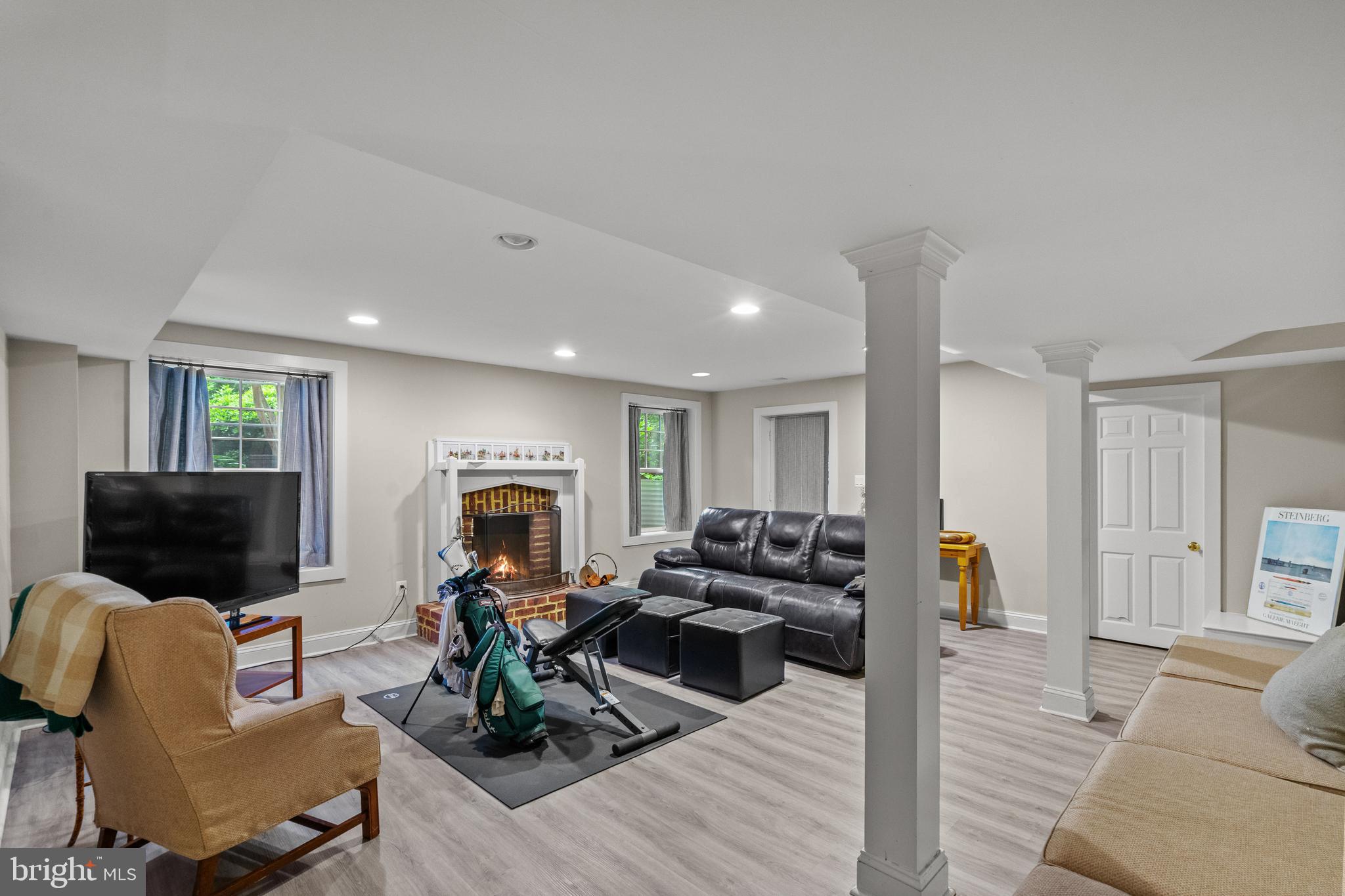 BRADDOCK HEIGHTS - Residential