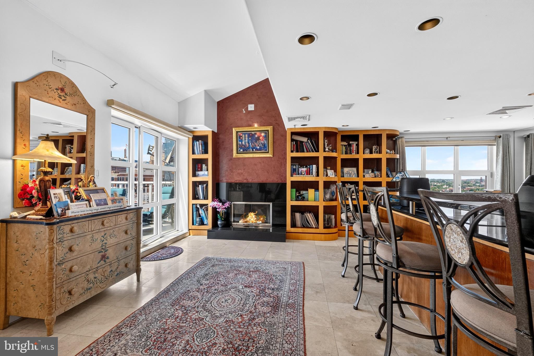 INNER HARBOR - Residential