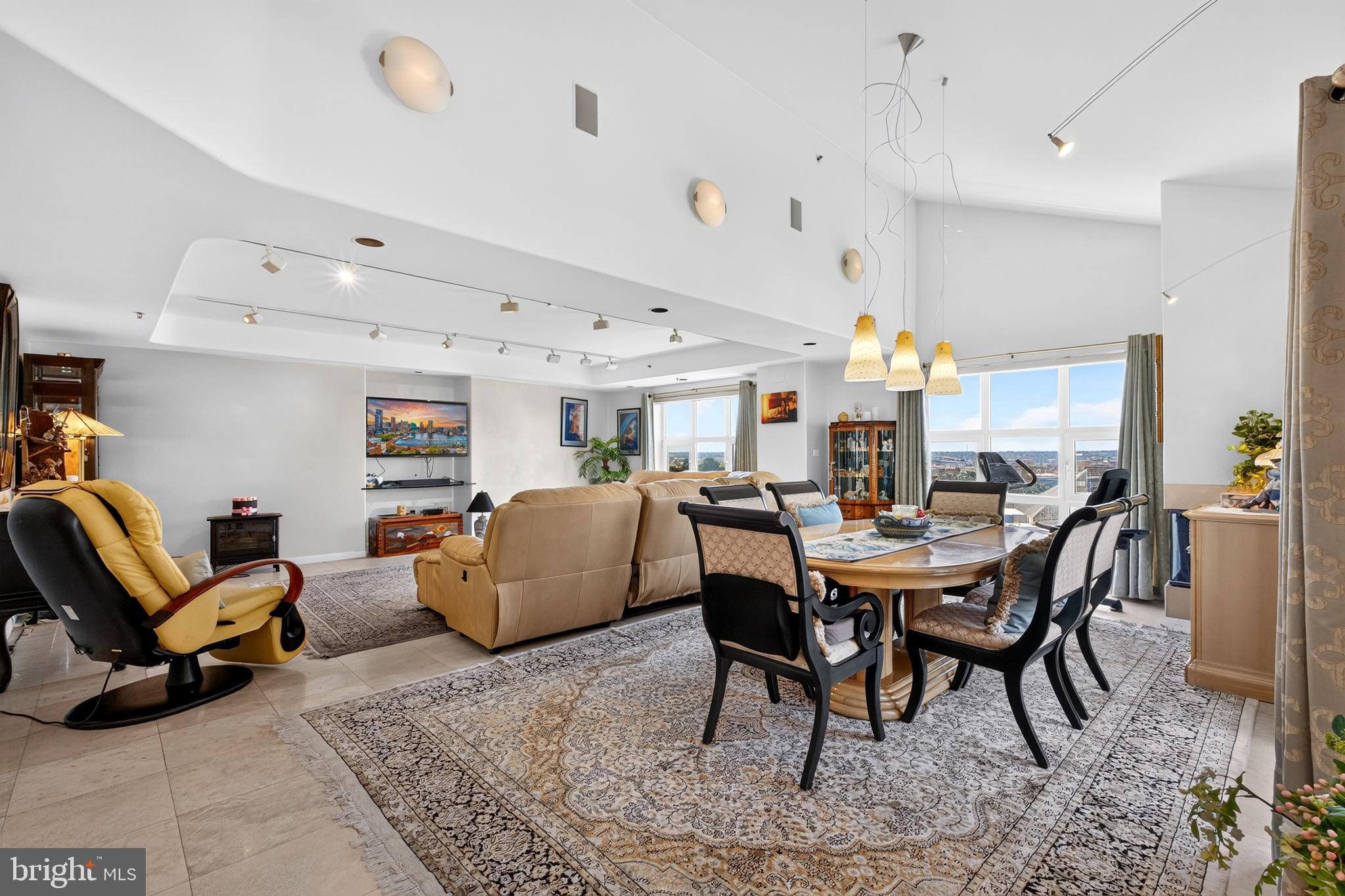INNER HARBOR - Residential