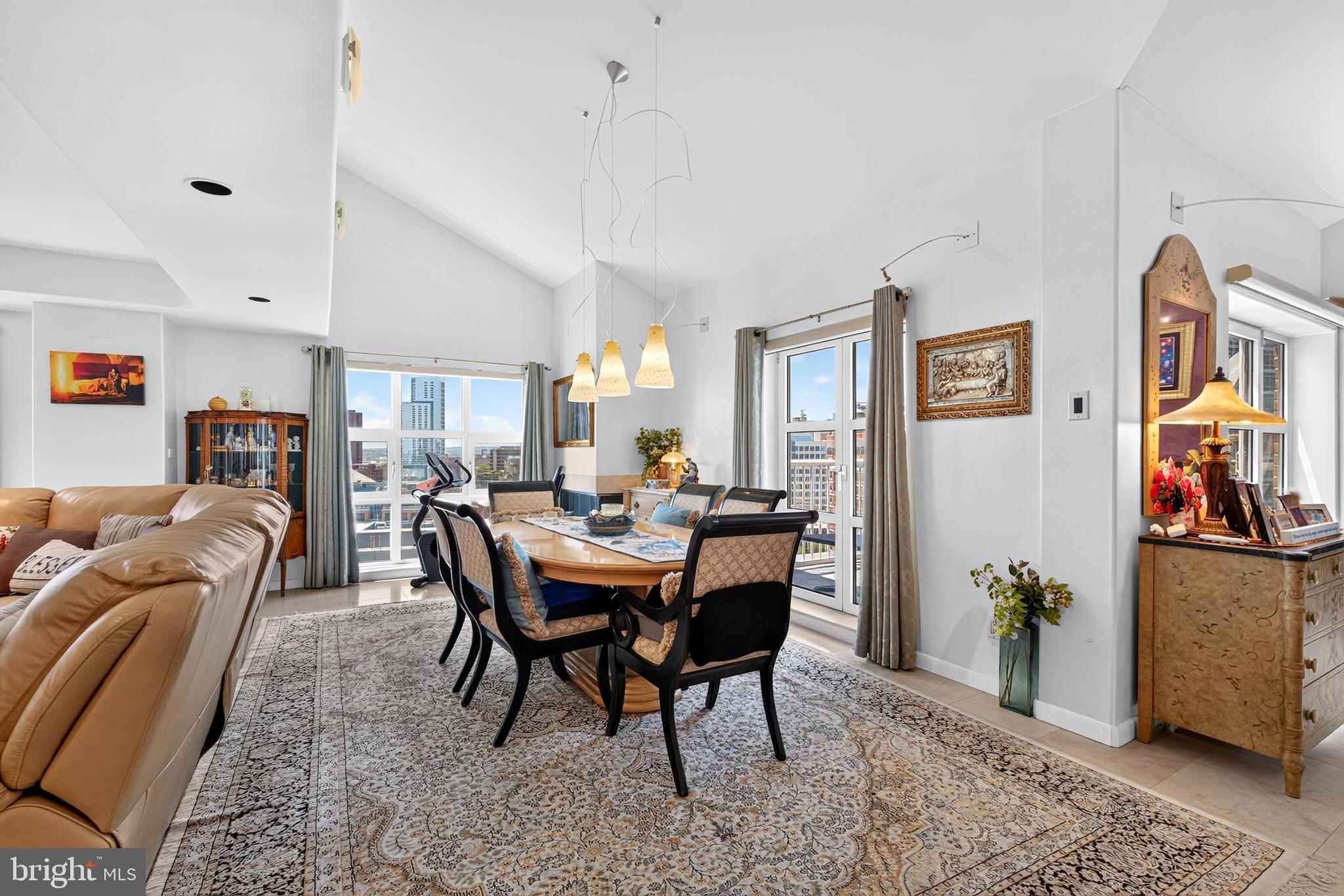 INNER HARBOR - Residential