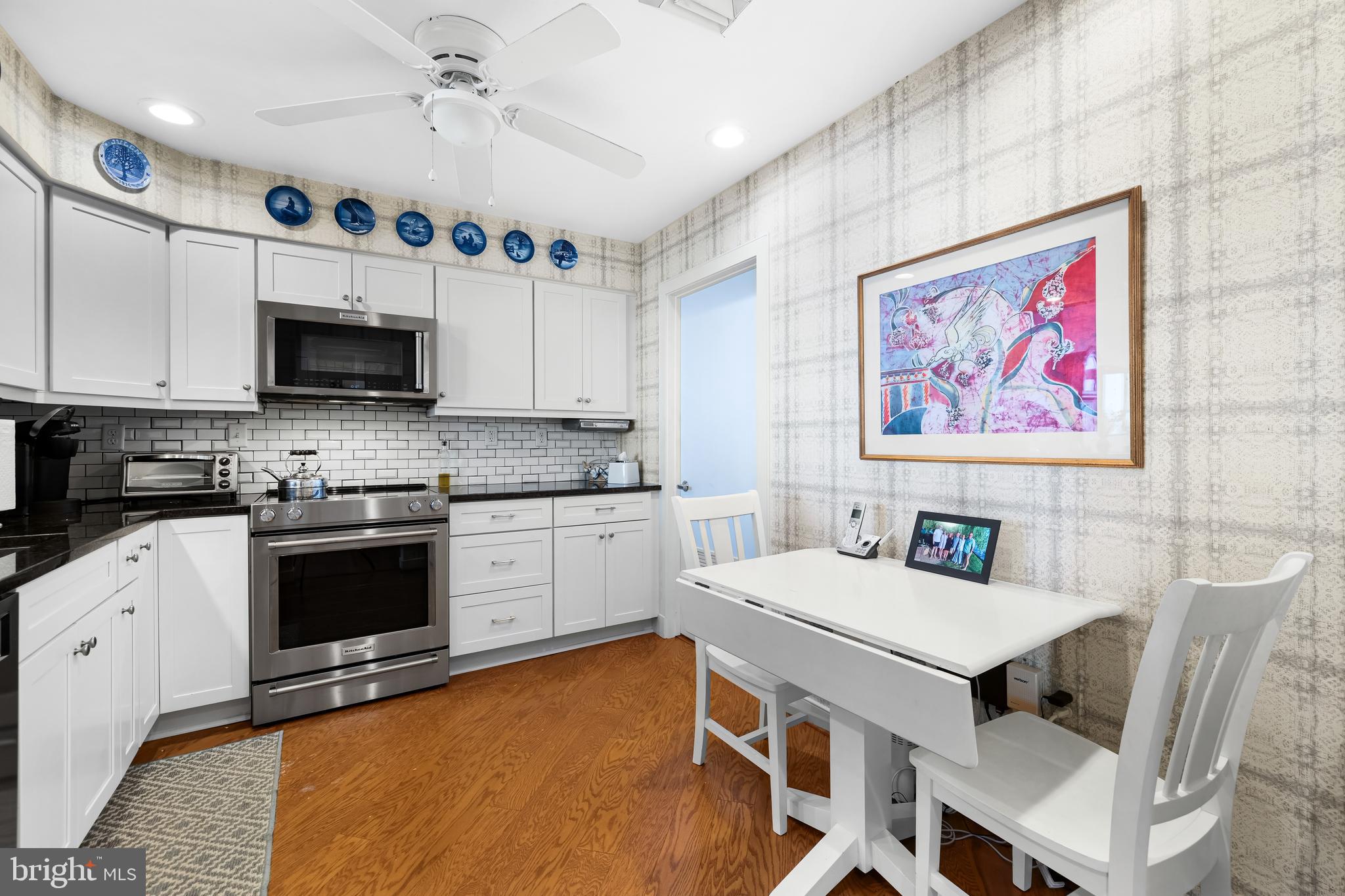 CANTON COVE - Residential
