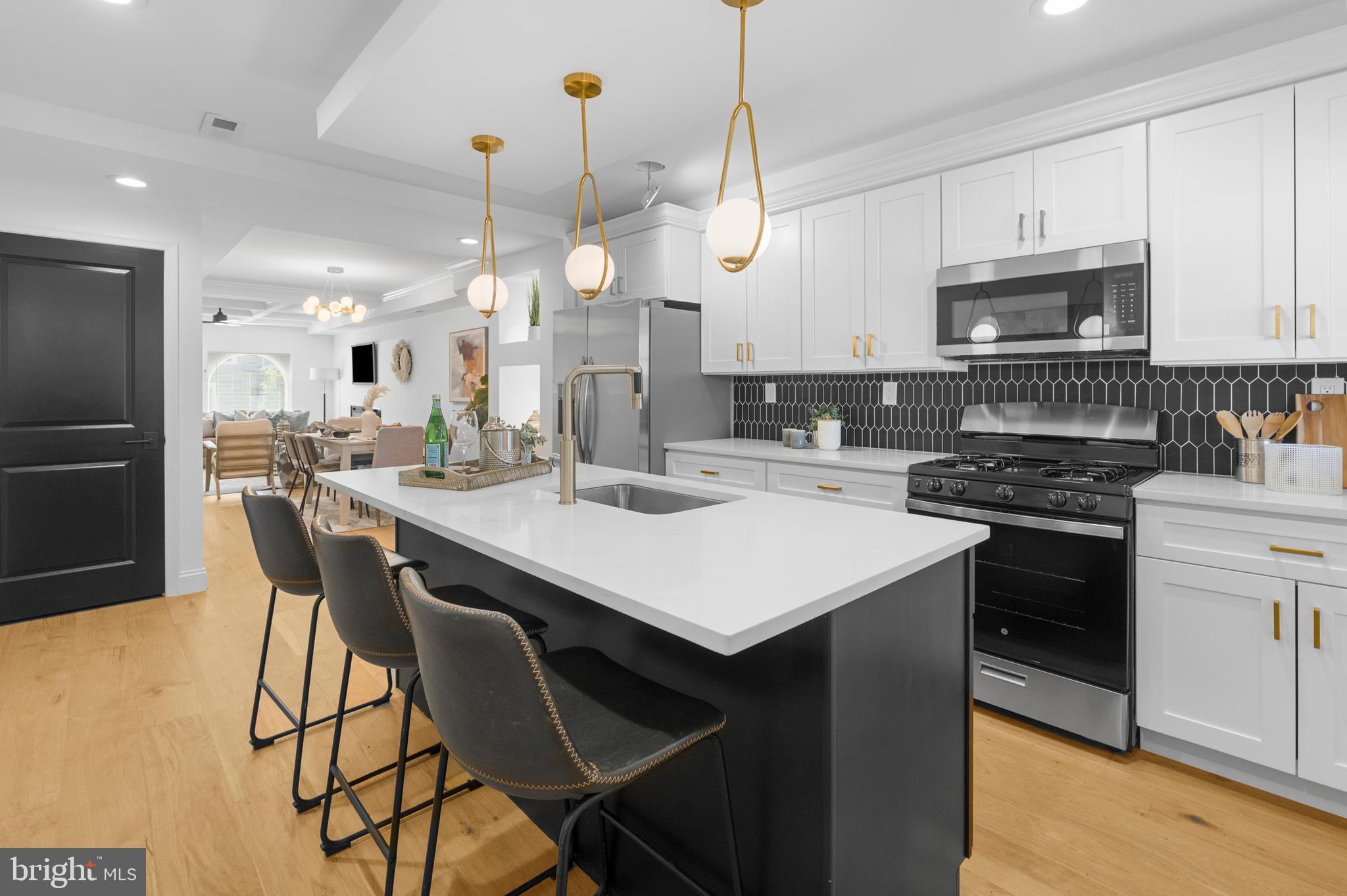 EAST BALTIMORE MIDWAY - Residential