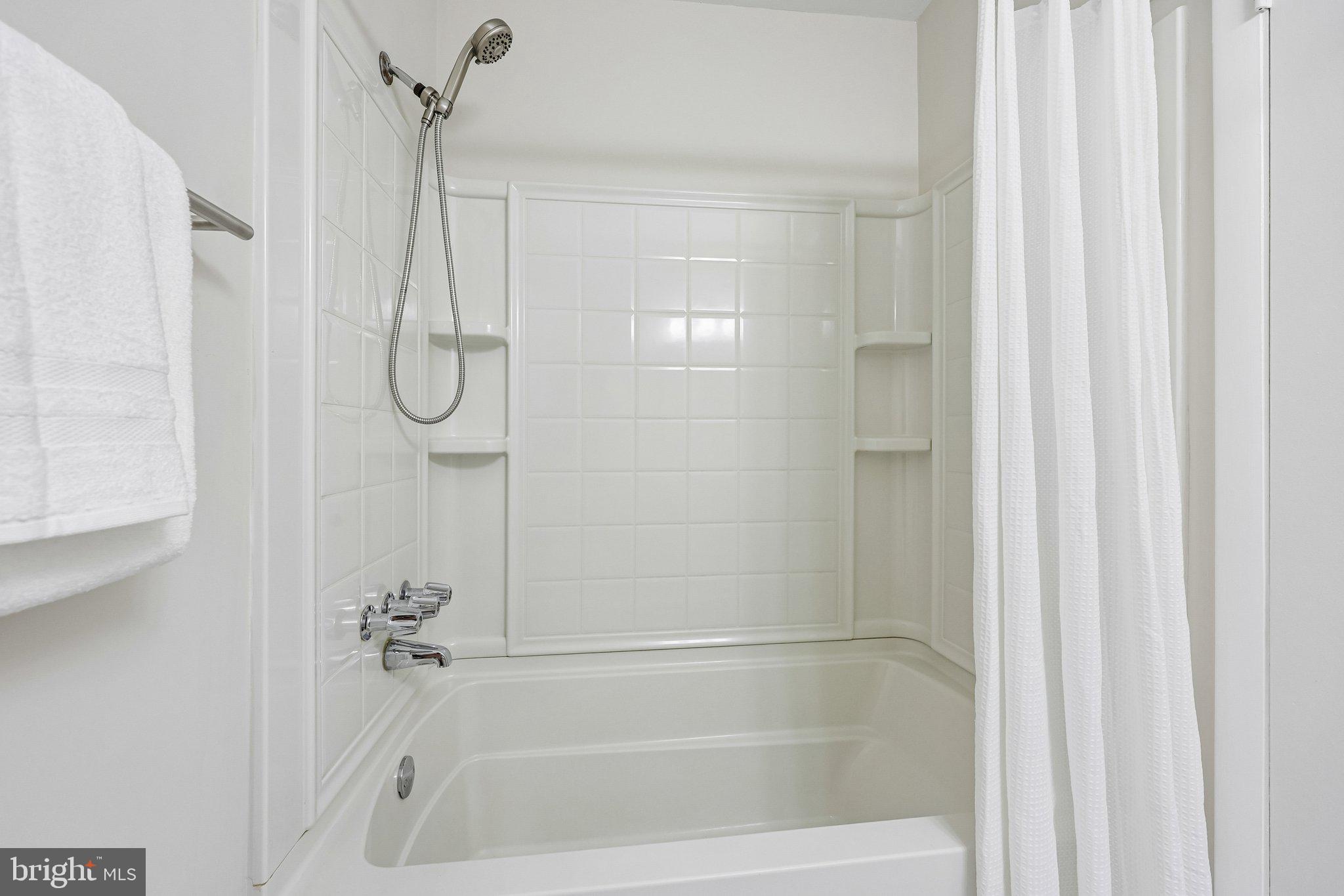 SUGARLAND RUN - Residential