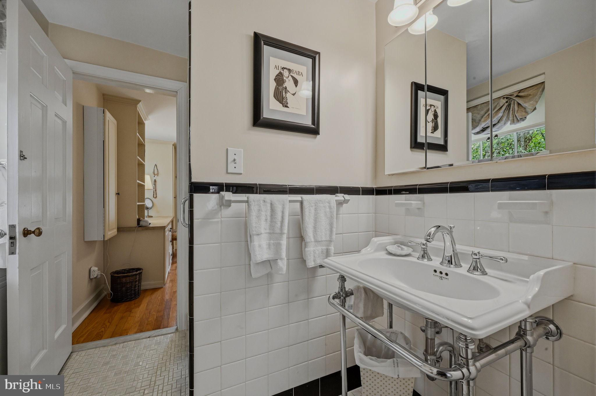 WESTOVER HILLS - Residential