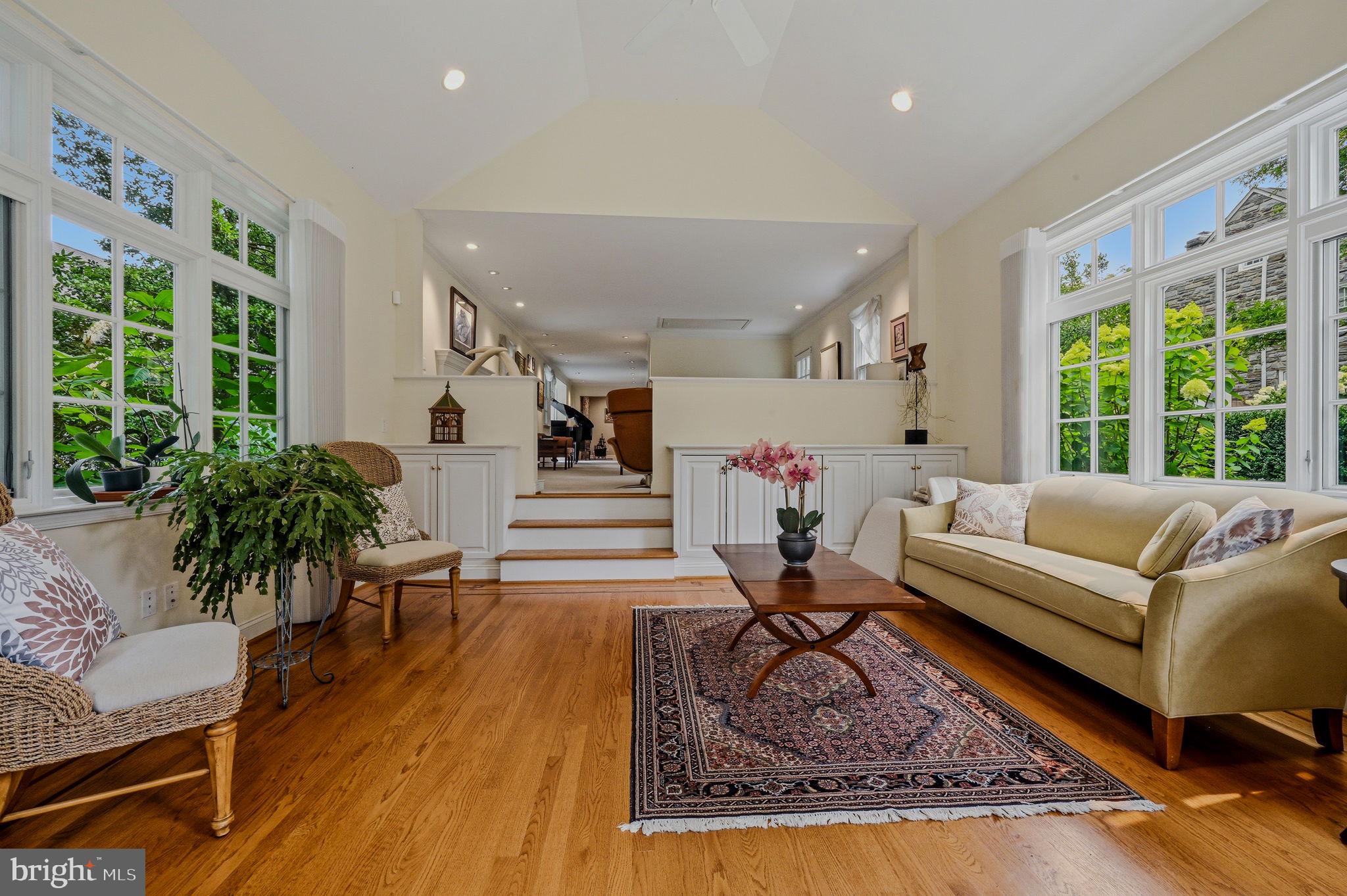 WESTOVER HILLS - Residential
