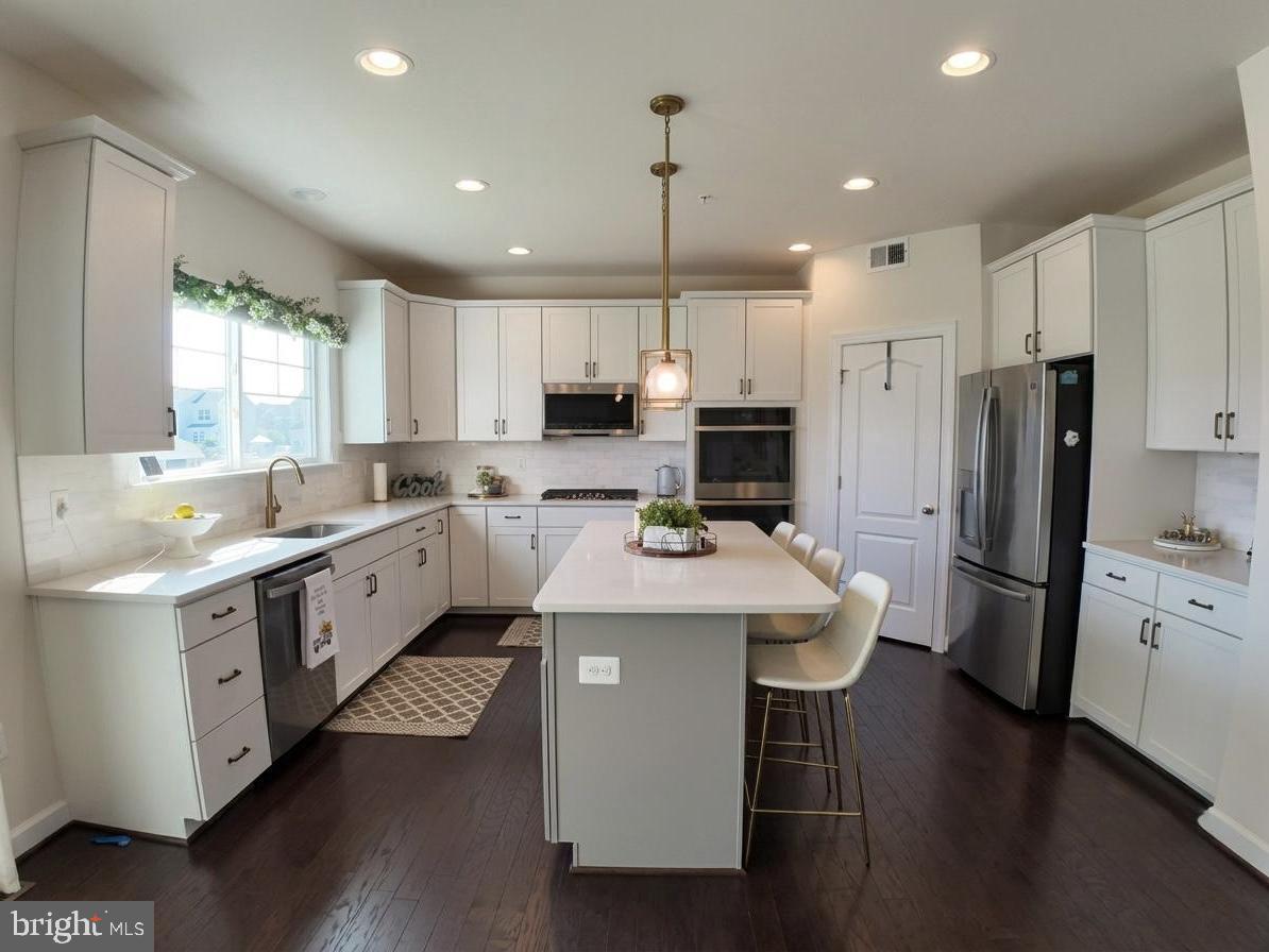 MAGNESS FARMS - Residential