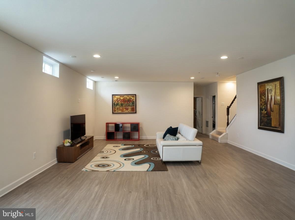 MAGNESS FARMS - Residential