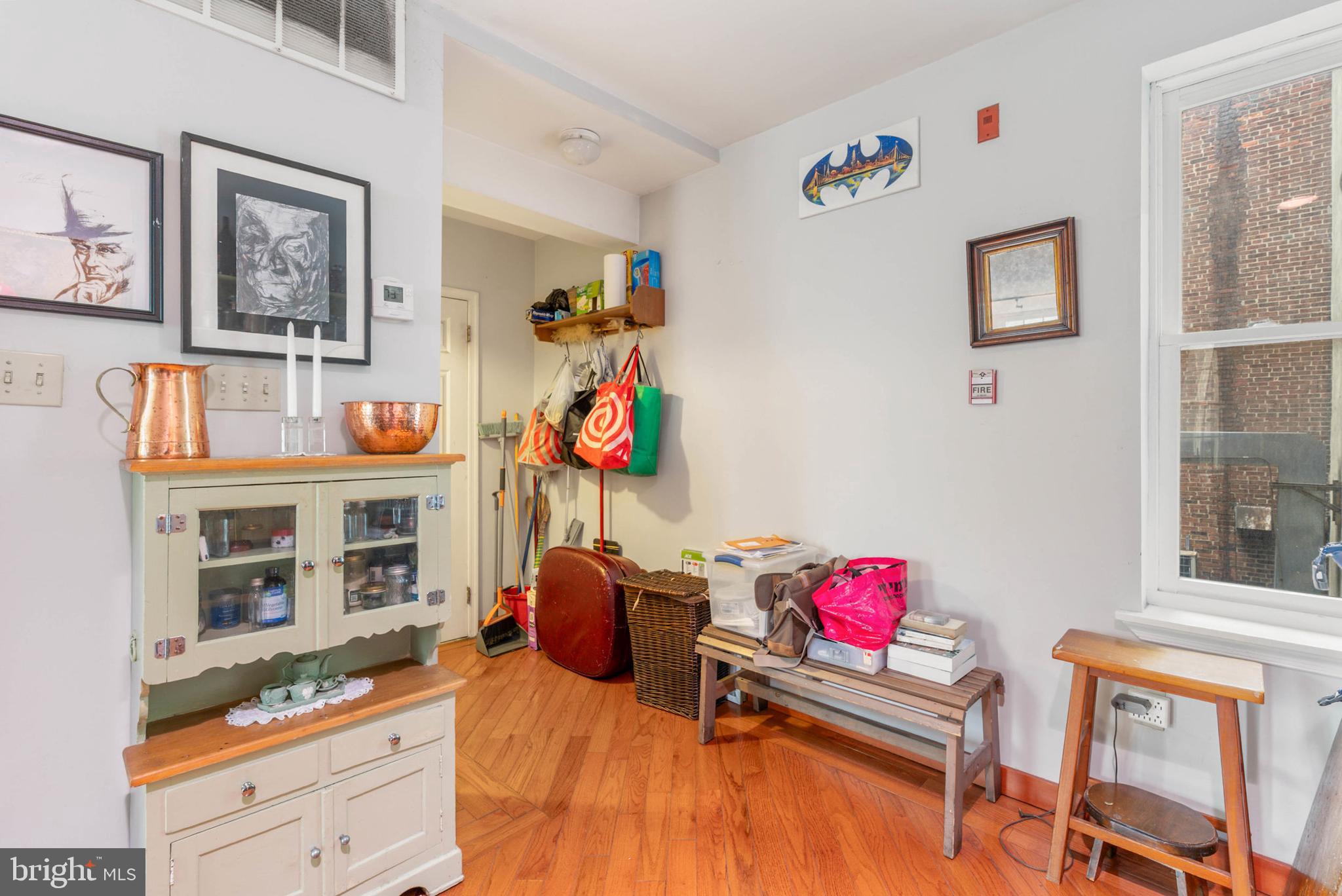 SOCIETY HILL - Commercial Sale