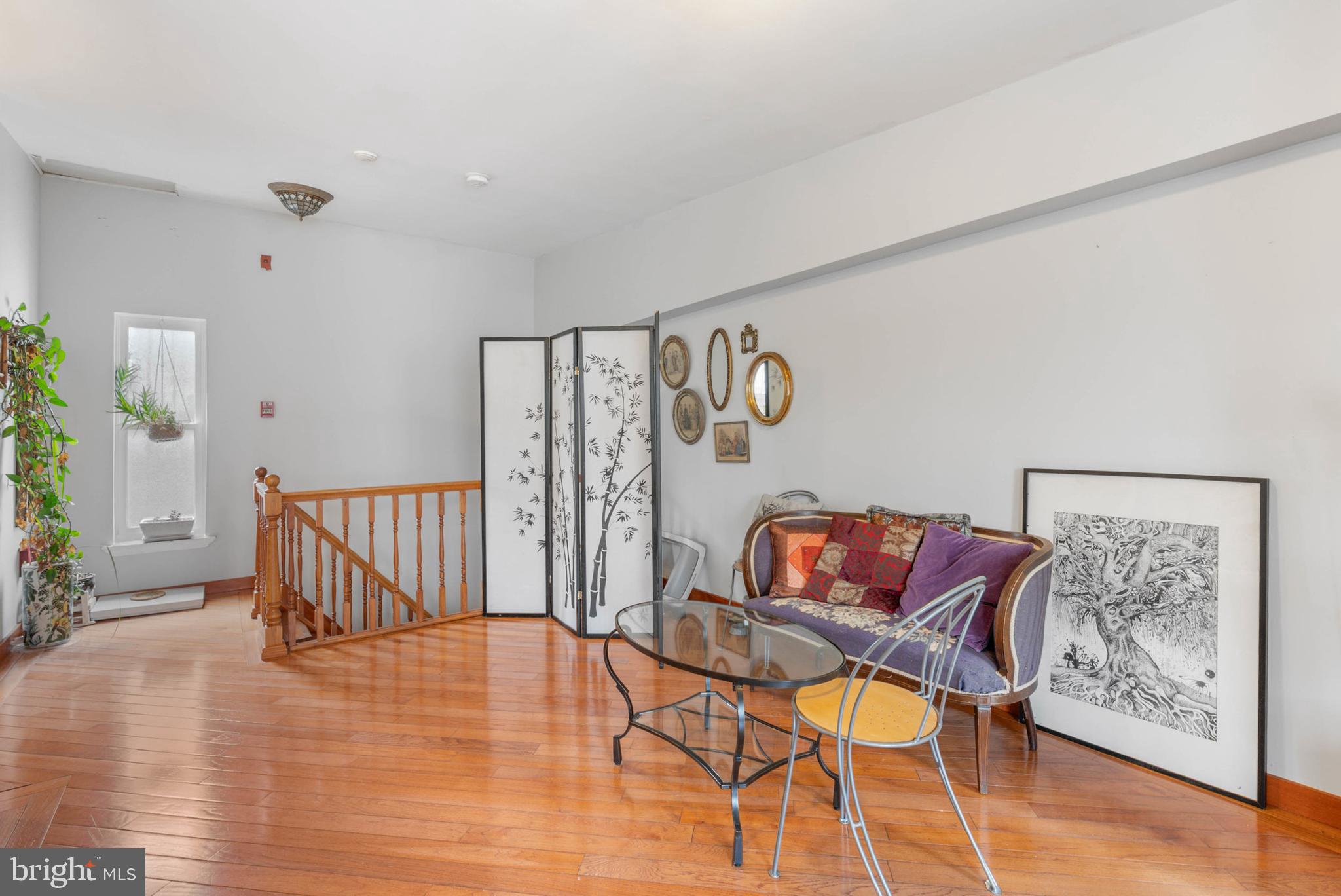SOCIETY HILL - Commercial Sale