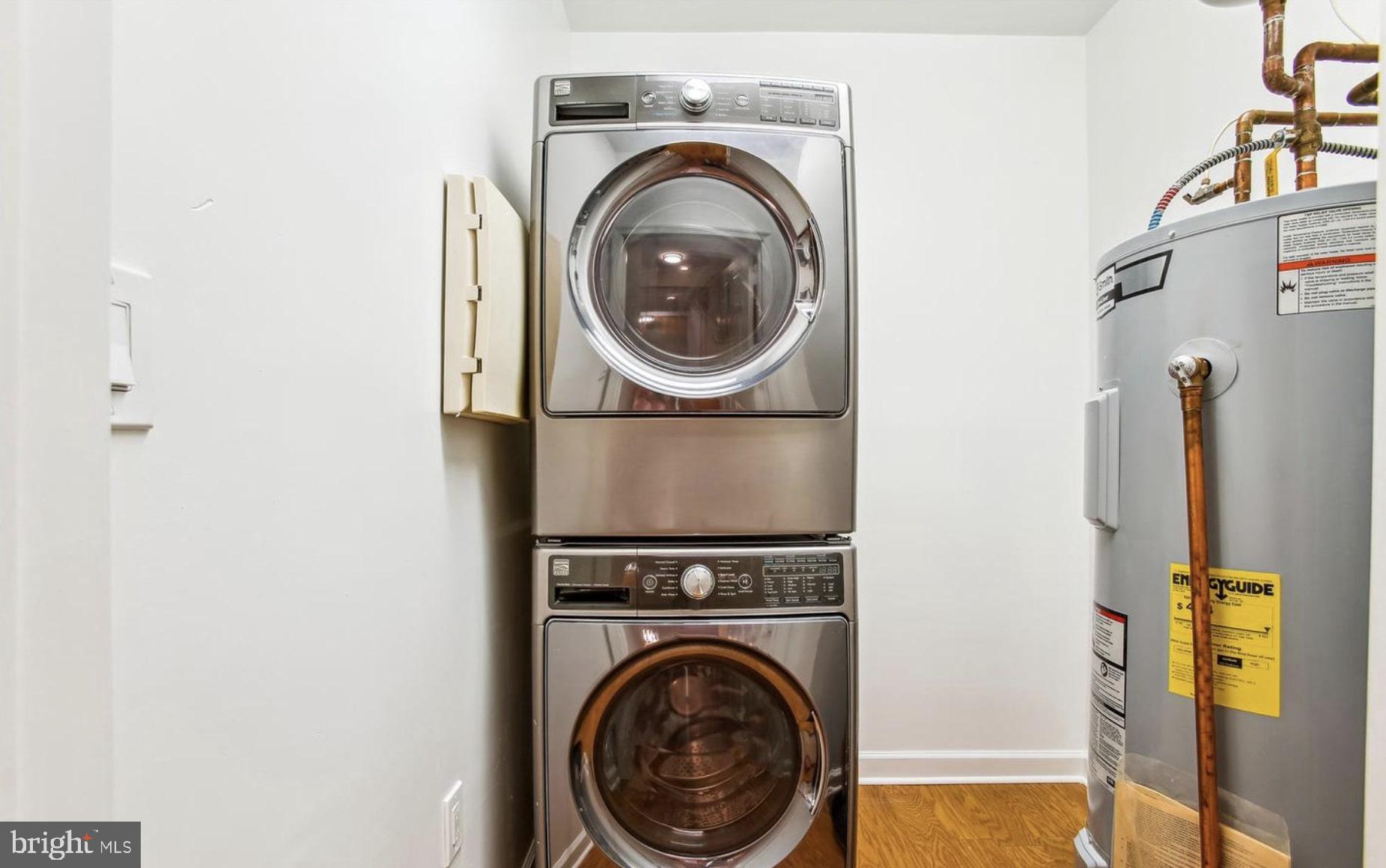 PROVIDENCE SQUARE - Residential Lease