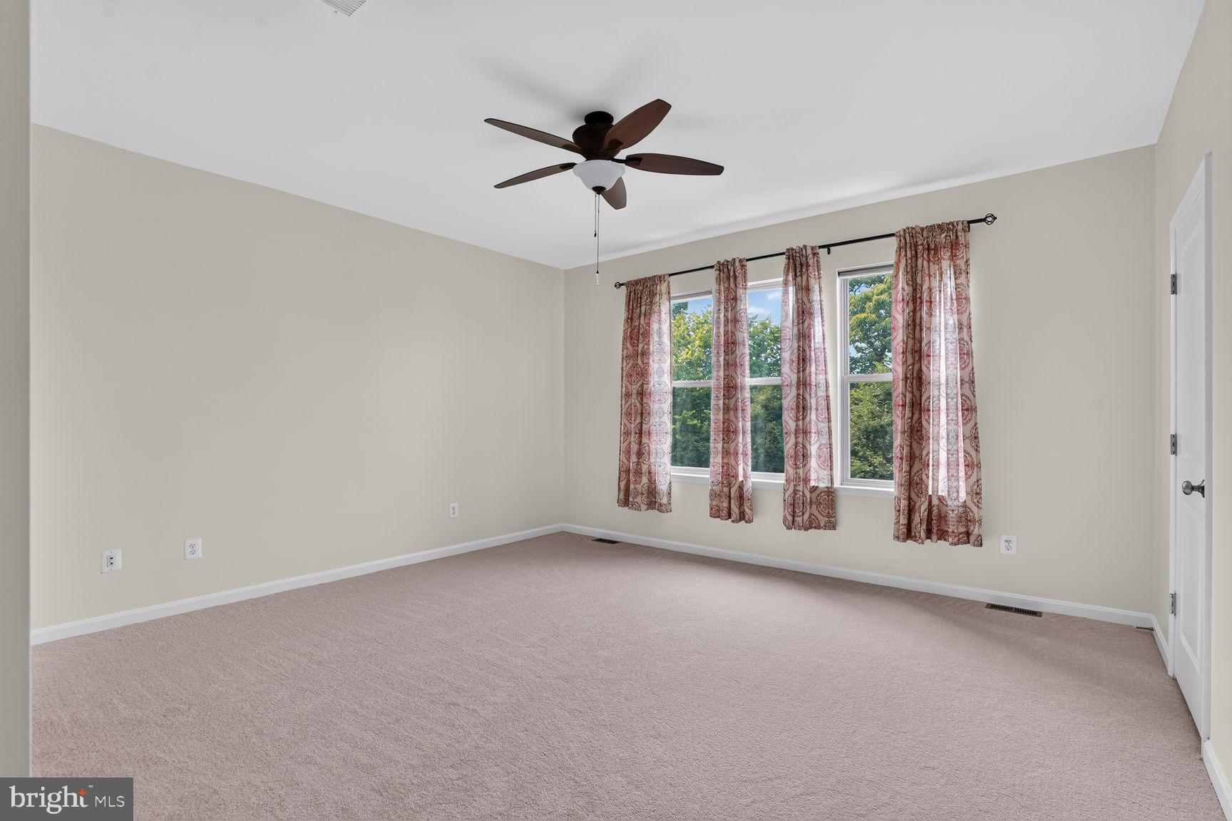 BRAMBLETON TOWN CENTER - Residential