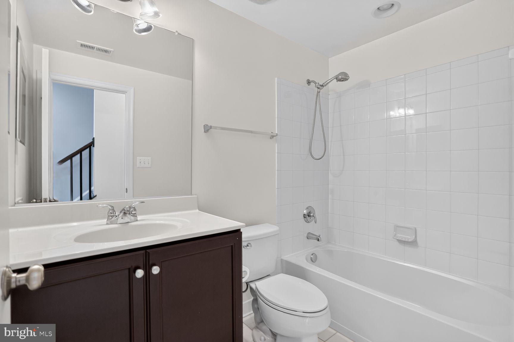 BRAMBLETON TOWN CENTER - Residential
