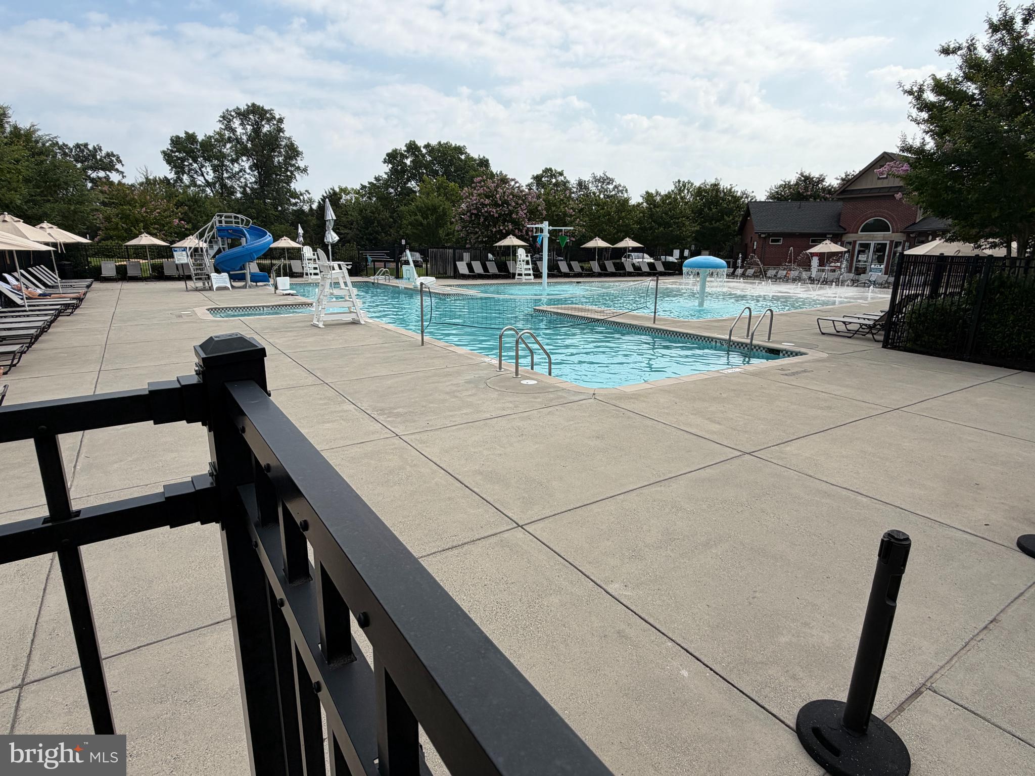 BRAMBLETON TOWN CENTER - Residential