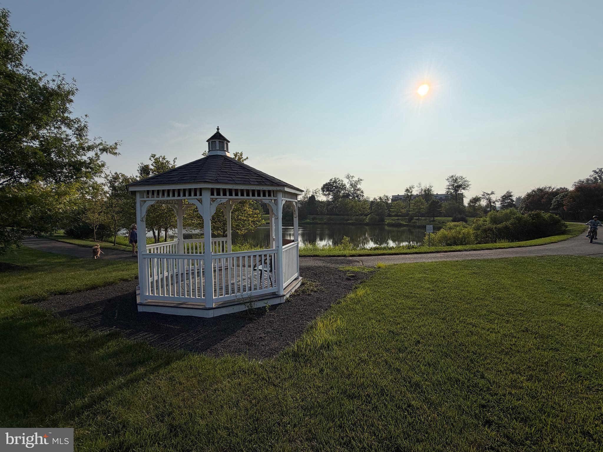 BRAMBLETON TOWN CENTER - Residential