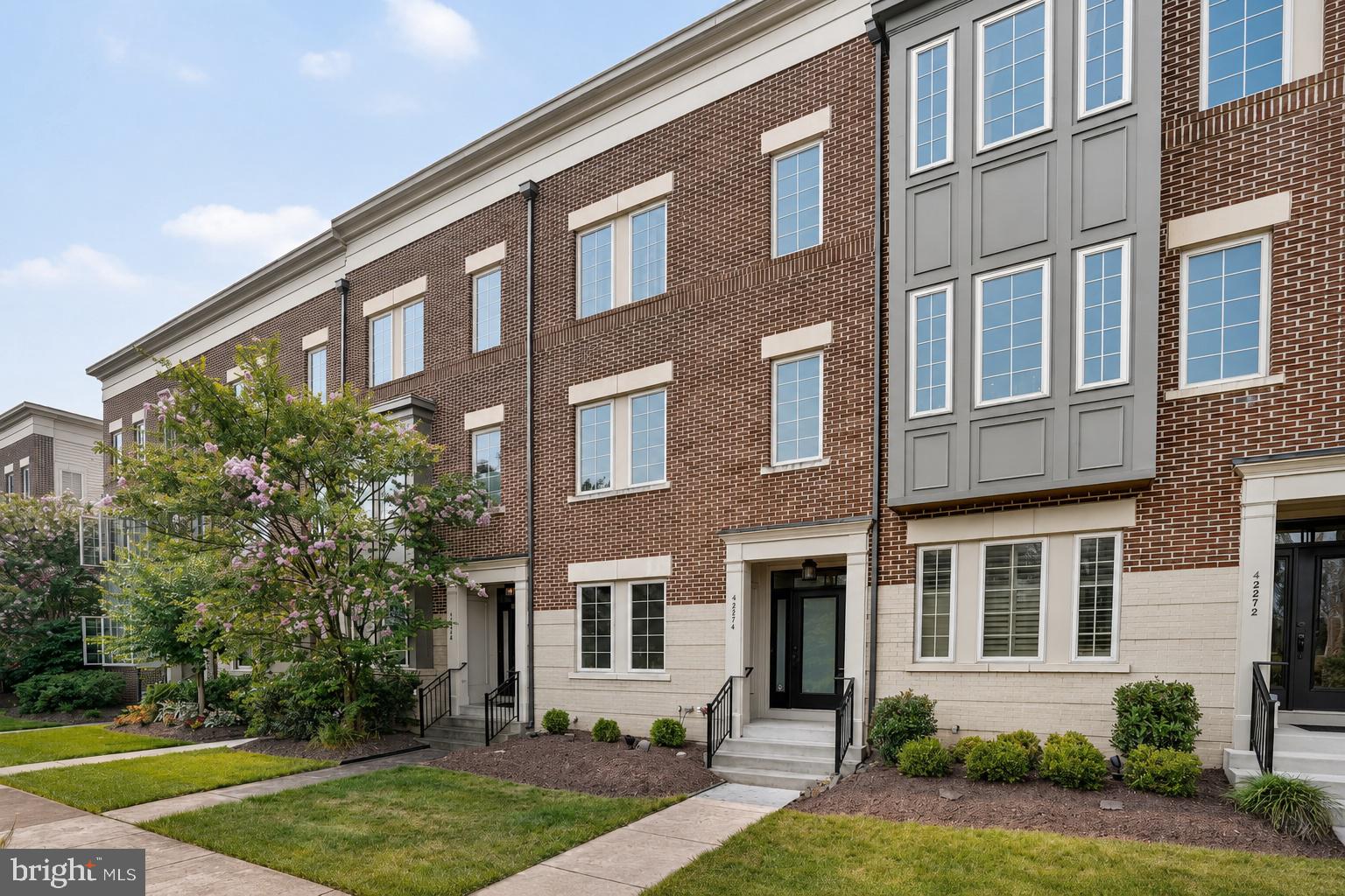 BRAMBLETON TOWN CENTER - Residential
