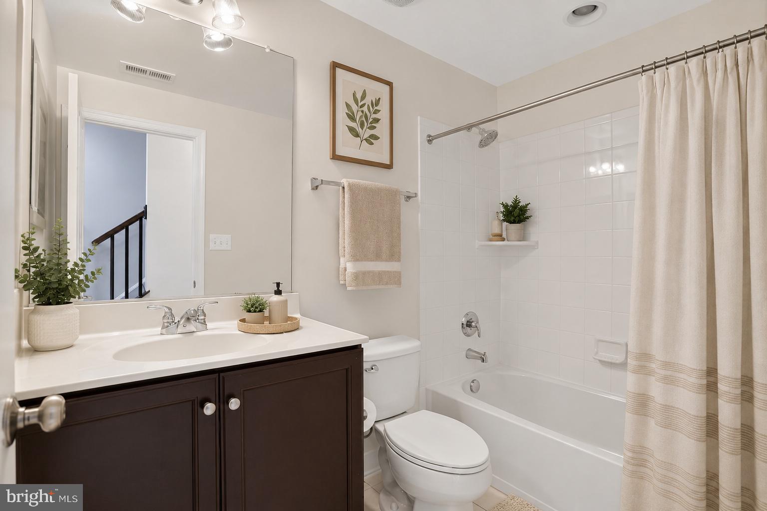 BRAMBLETON TOWN CENTER - Residential