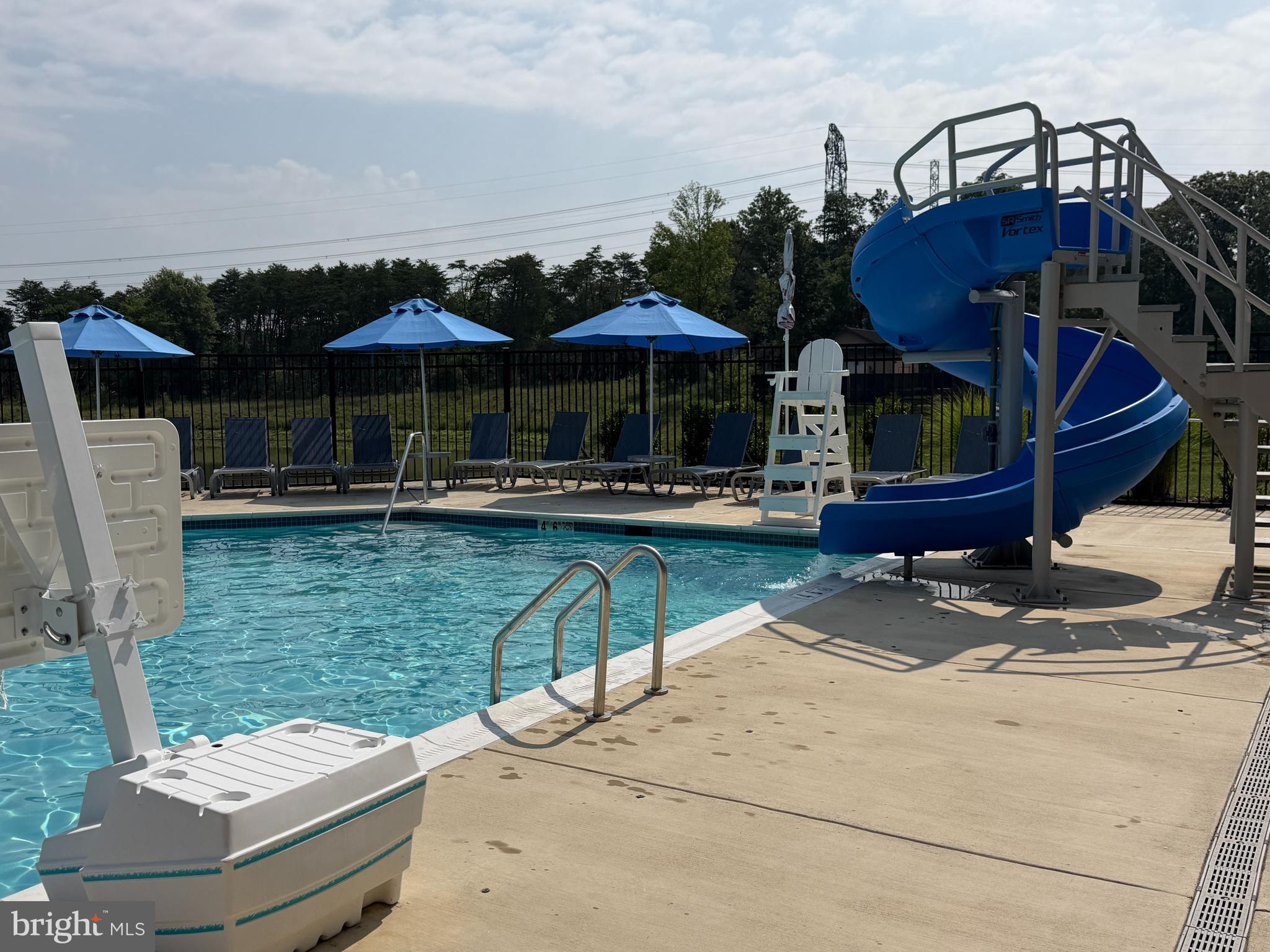 BRAMBLETON TOWN CENTER - Residential