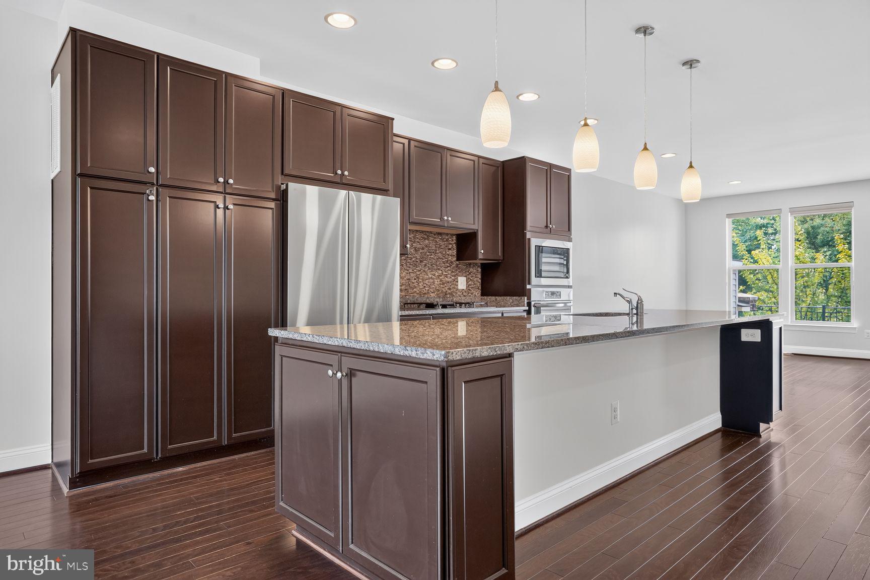 BRAMBLETON TOWN CENTER - Residential