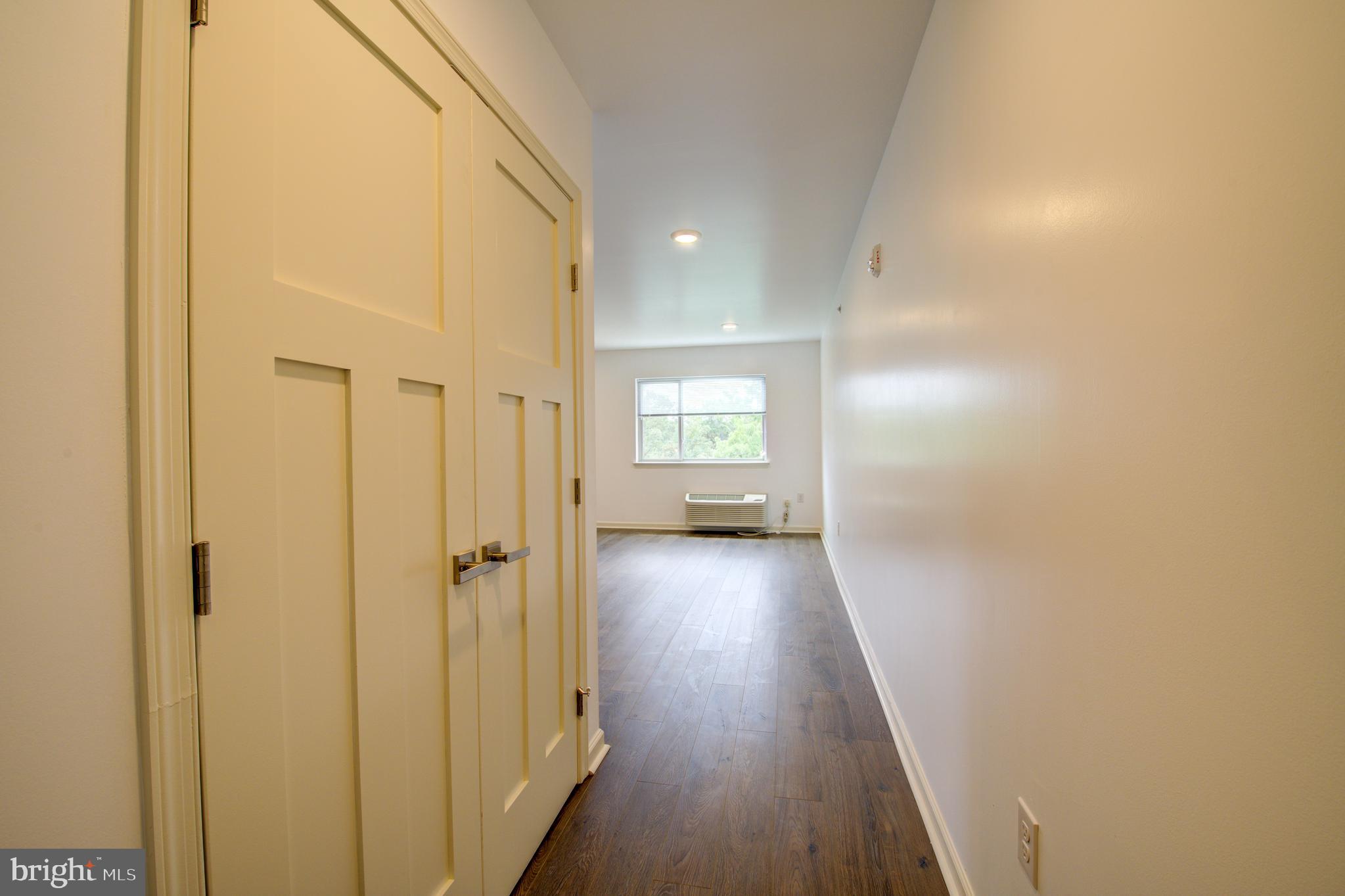 ROXBOROUGH - Residential Lease