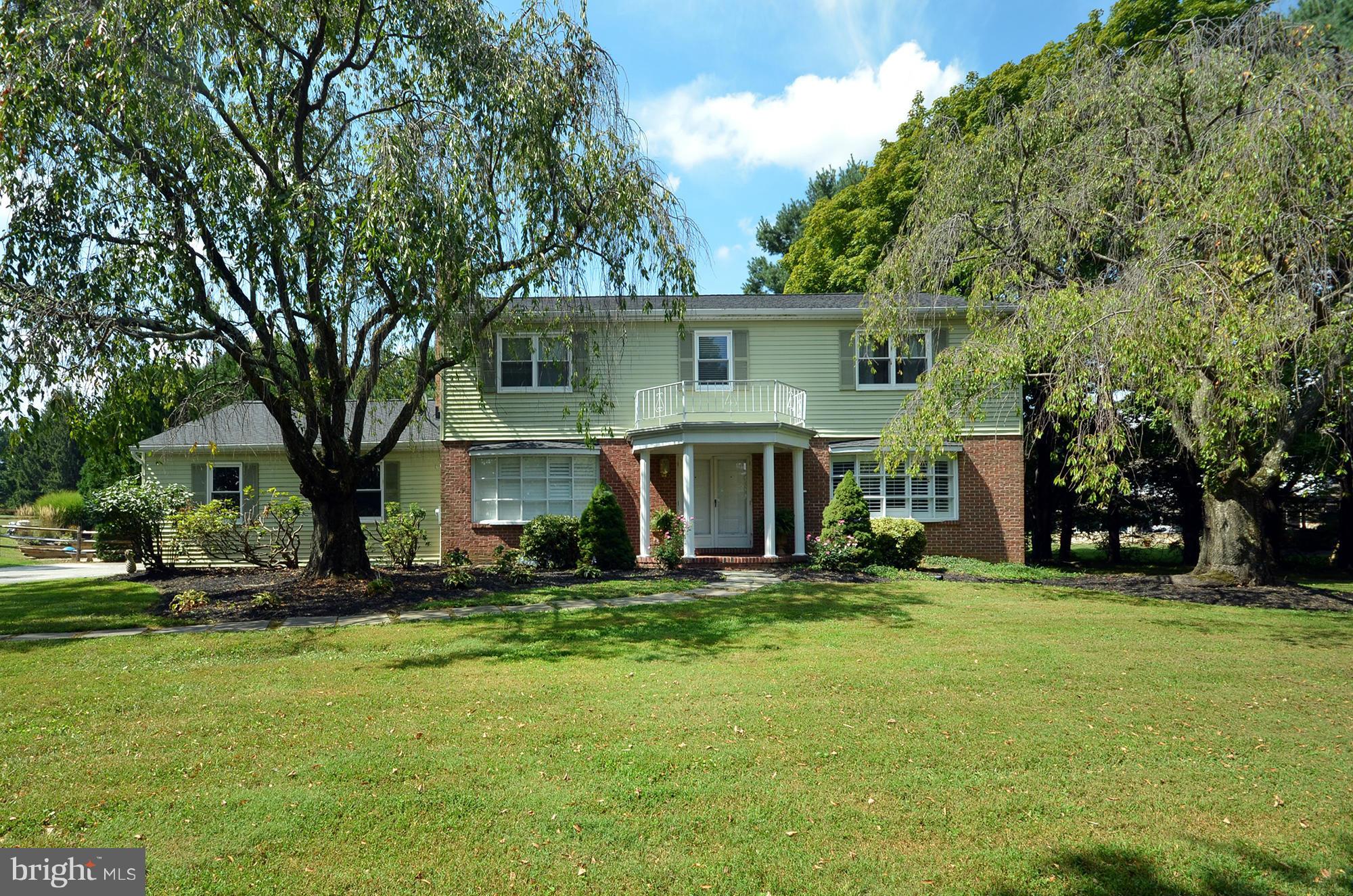 MANOR RIDGE - Residential