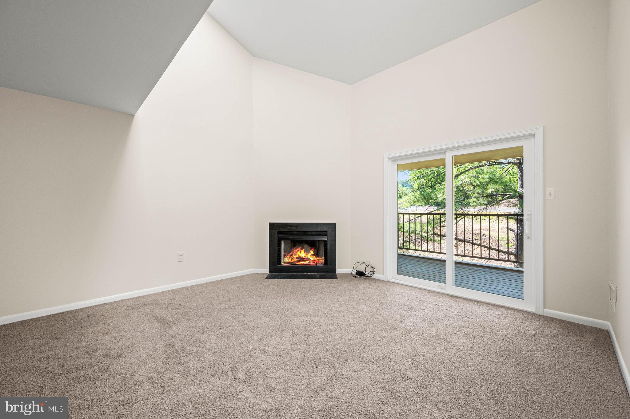 VALLEY STREAM - Residential