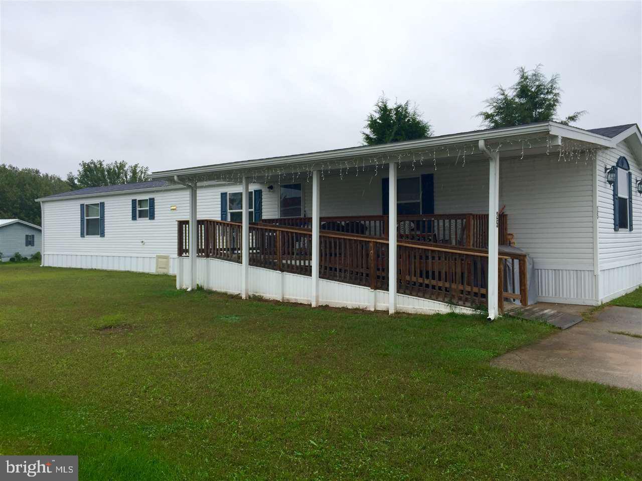PINE MANOR - Residential