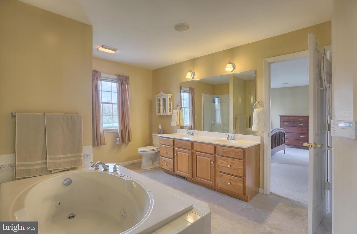 OLDE FIELD - Residential