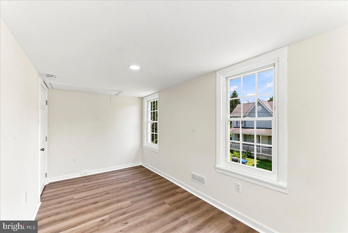 AVONDALE BORO - Residential