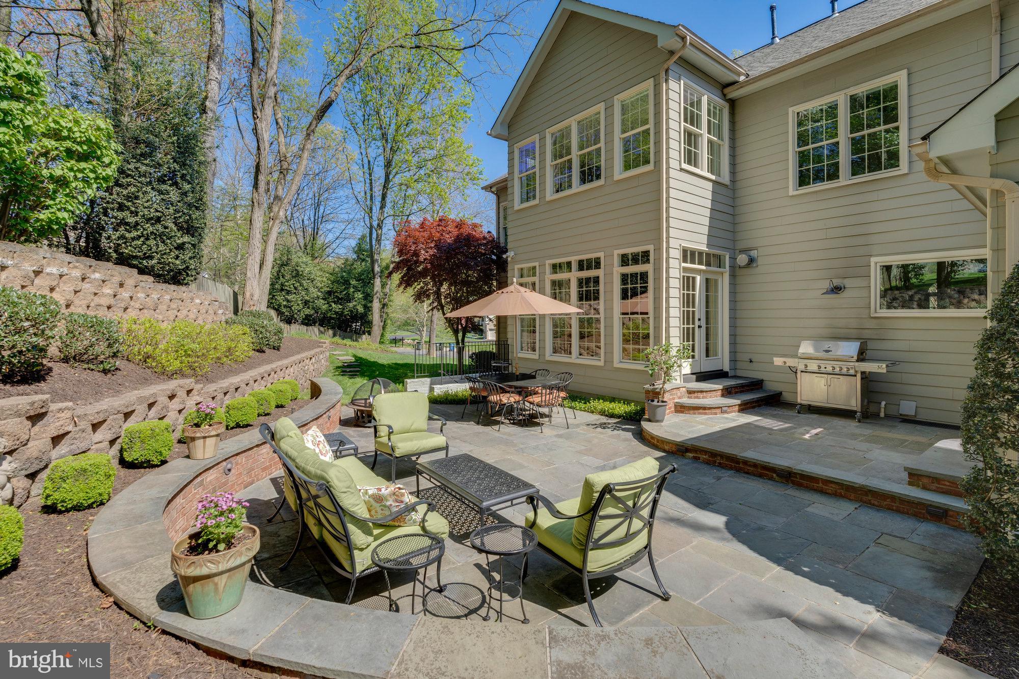 MANORS AT WOLF TRAP - Residential