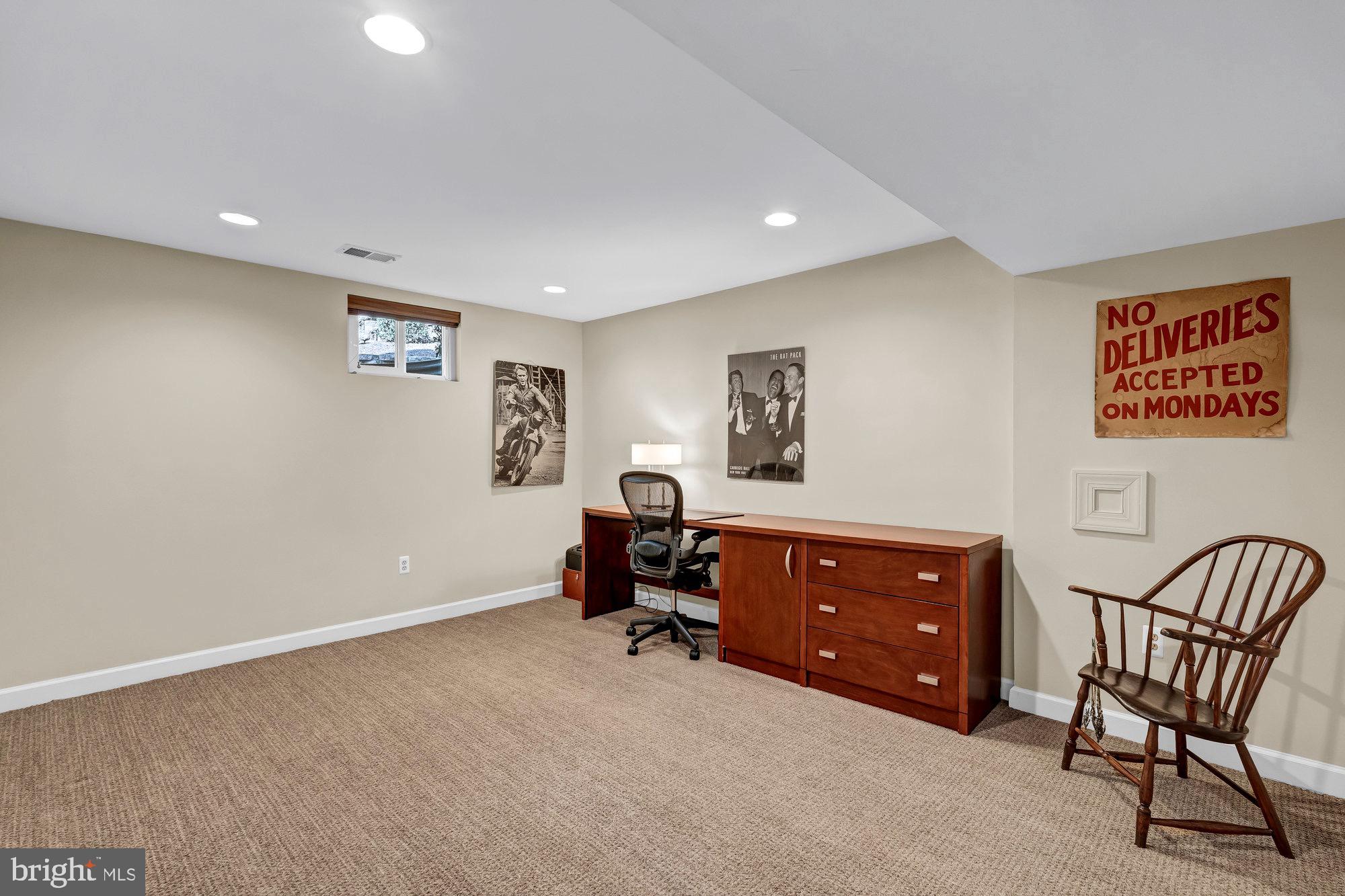 MANORS AT WOLF TRAP - Residential