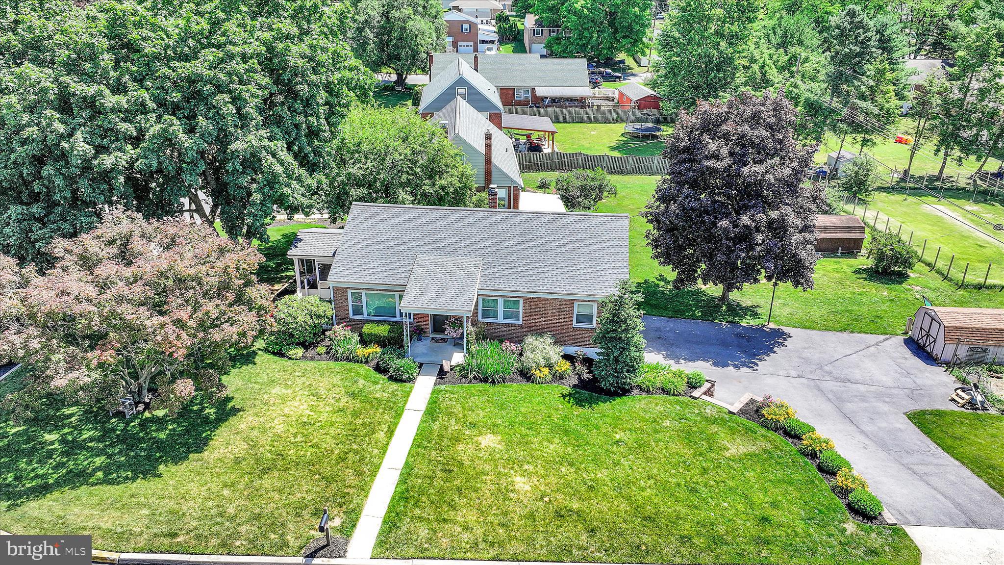 RIVERS POINTE - Residential