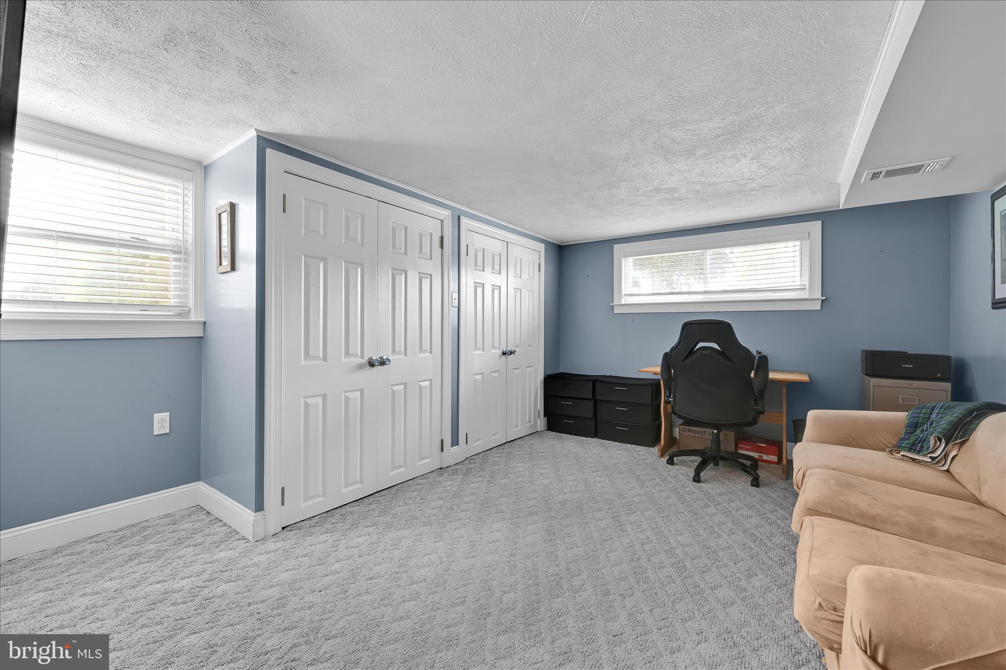 RIVERS POINTE - Residential
