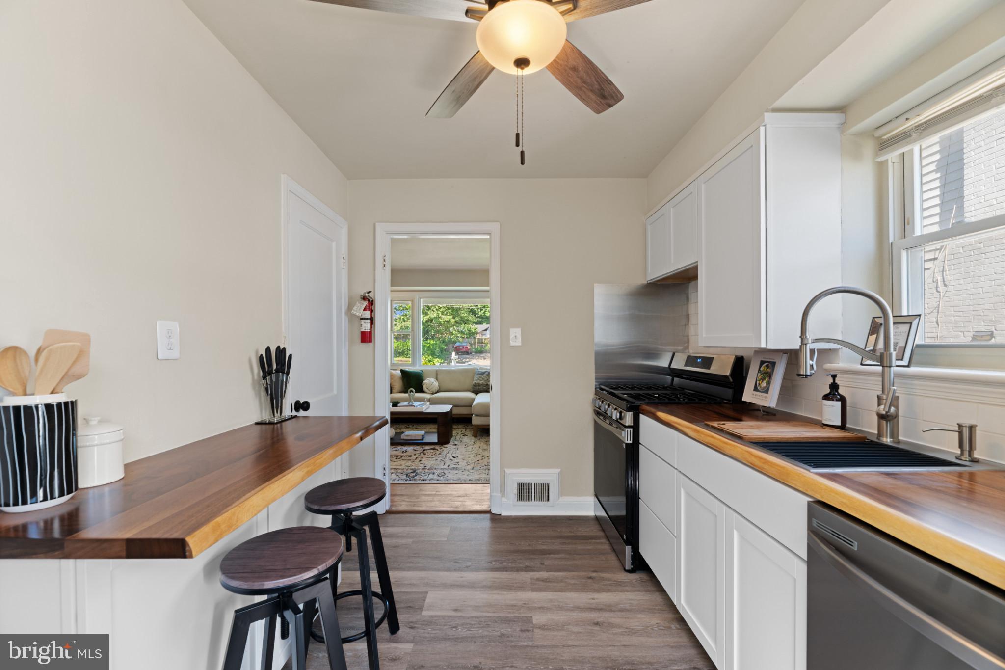 CARROLL KNOLLS - Residential