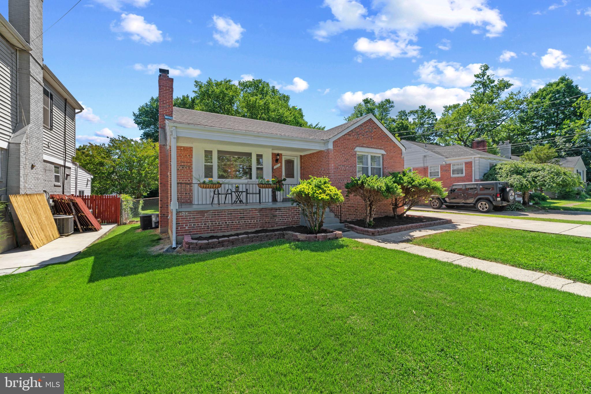 CARROLL KNOLLS - Residential